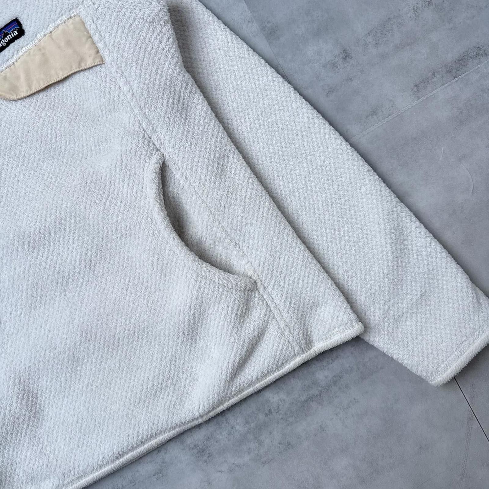 Patagonia Y2K Patagonia 00s Fleece White Jacket Size S / US 4 / IT 40 - 7 Thumbnail
