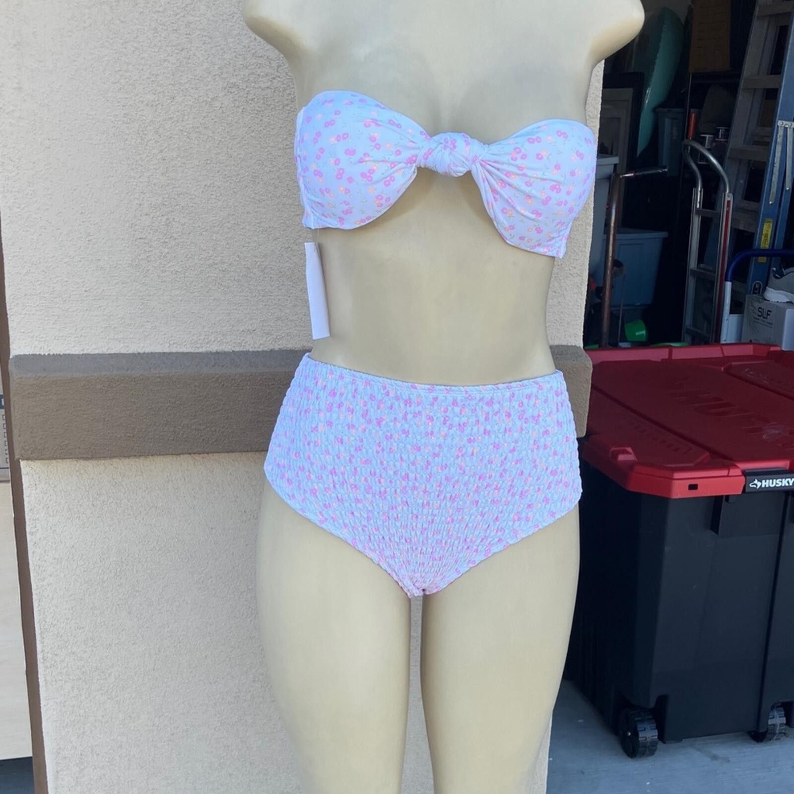 Other NWT Charlie Holiday Pink Floral Bandeau High-Waist Bikini Size ONE SIZE - 1 Thumbnail