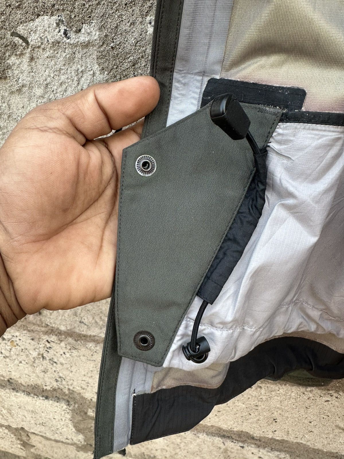 Arc'teryx × Goretex × Vintage vintage Arcteryx goretex XCR Recco Jacket Size US L / EU 52-54 / 3 - 14 Thumbnail
