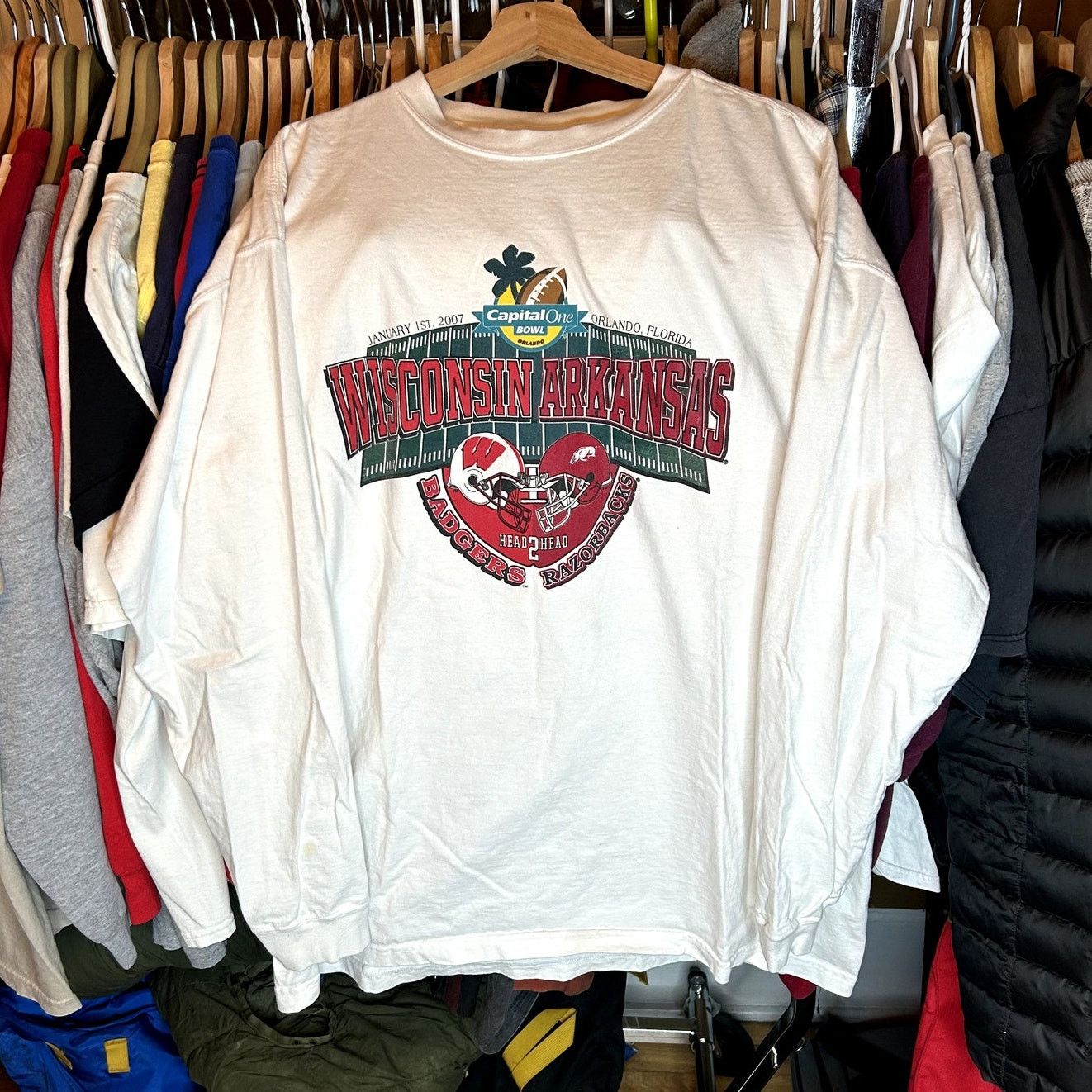 Jansport Y2K Wisconsin Badgers Capitol One Bowl XXL Size US XL / EU 56 / 4 - 1 Thumbnail