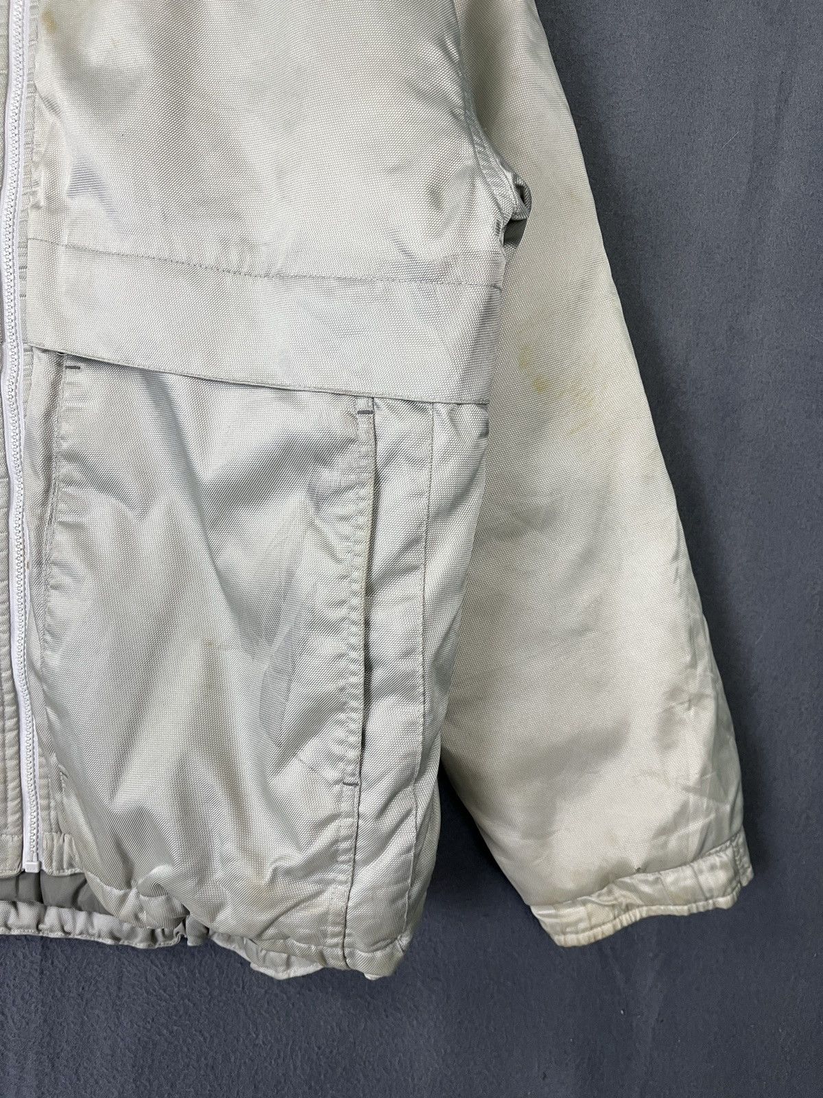 Nike × Vintage Vintage 90s Silver Nike Jacket Size US M / EU 48-50 / 2 - 5 Thumbnail