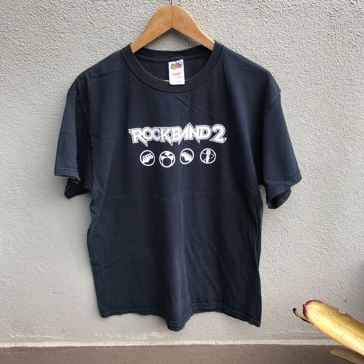 Vintage ROCK BAND 2 games tee nostalgia