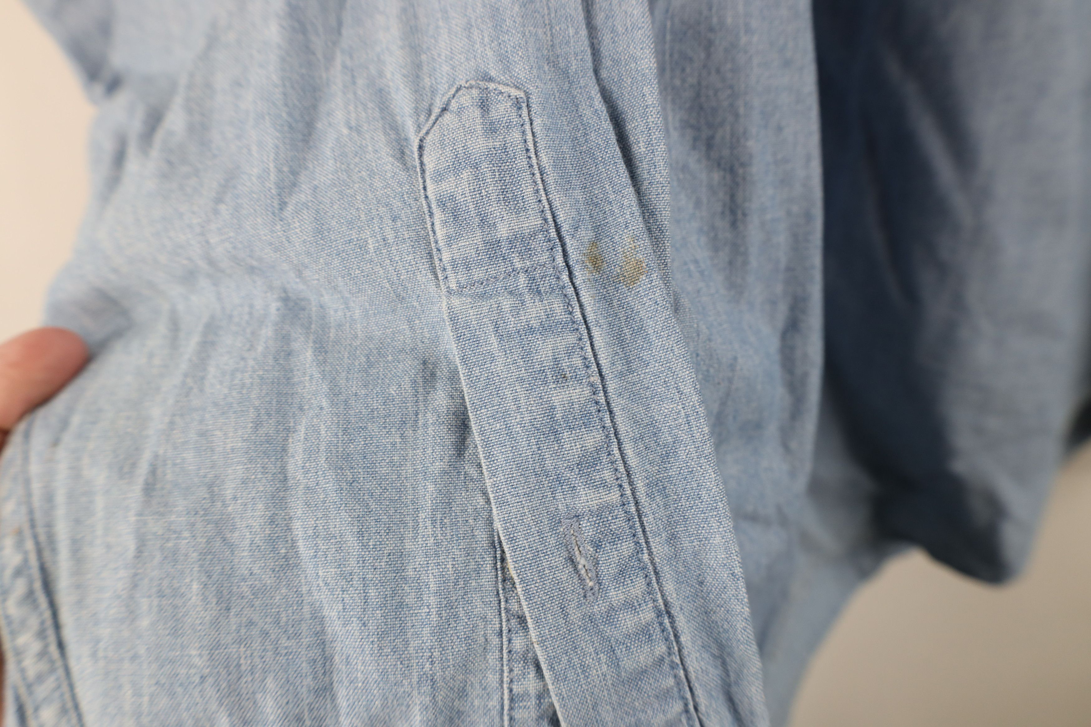 Eddie Bauer Vintage 90s Eddie Bauer Chambray Band Collar Button Shirt Size US XL / EU 56 / 4 - 5 Thumbnail