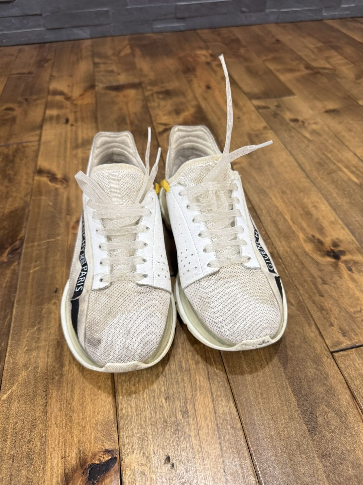Givenchy Givenchy Spectre Runner sneaker Size US 10.5 / EU 43-44 - 6 Thumbnail