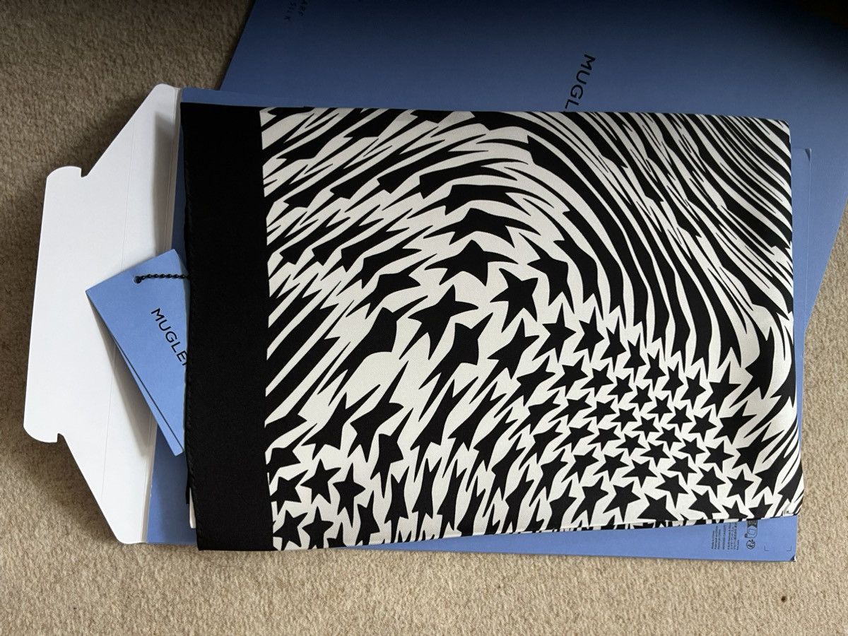 H&M × Mugler × Thierry Mugler Pure silk scarf Mugler Stars B&W