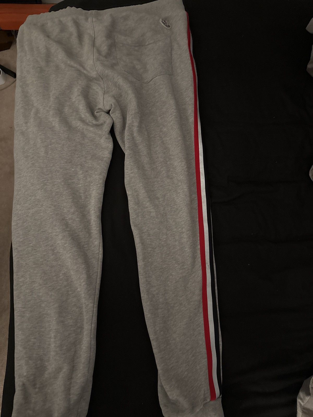 Moncler Moncler Sweatpants Size US 32 / EU 48 - 1 Thumbnail