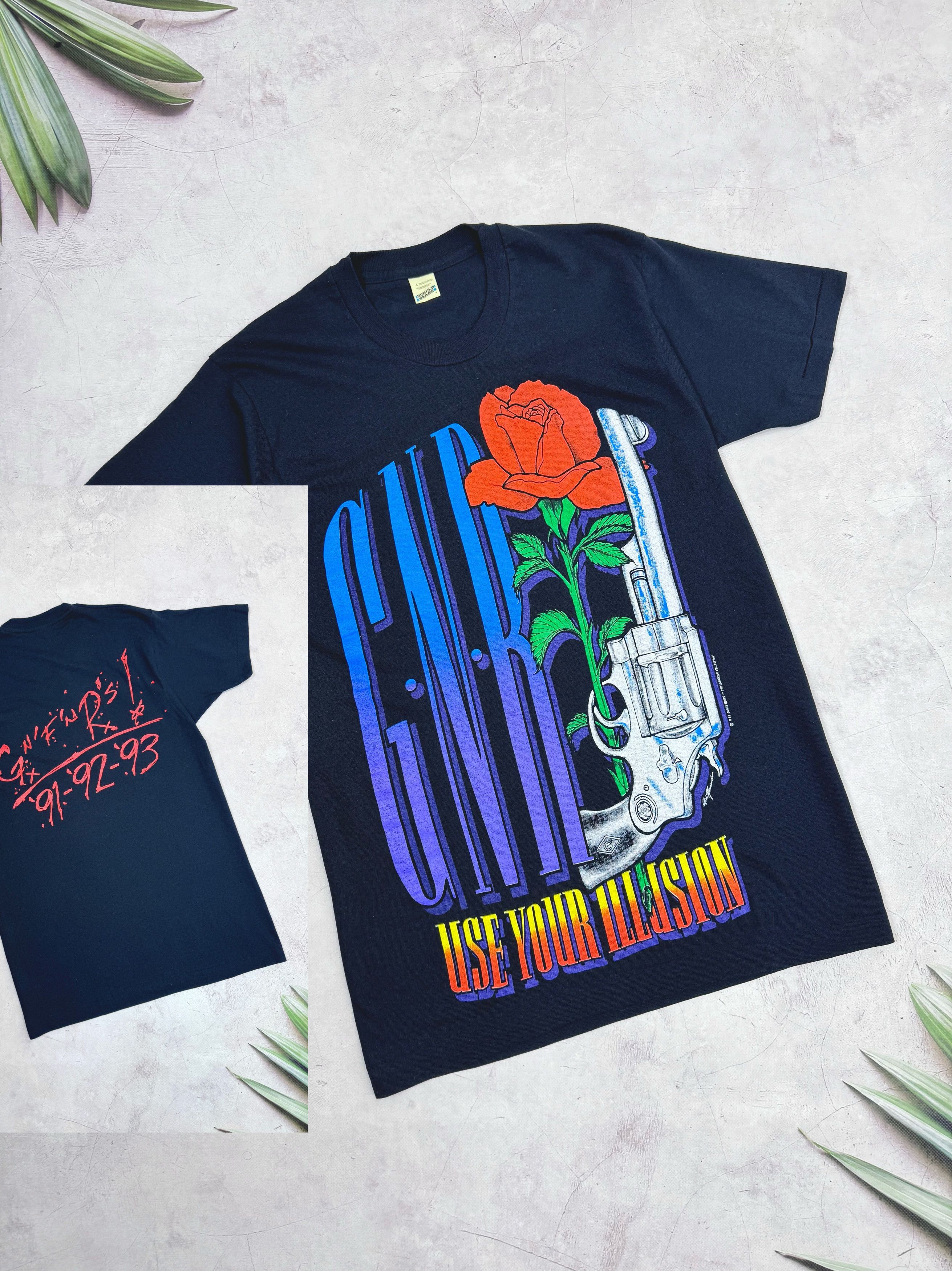 Guns N' Roses Vintage Guns N Roses T-Shirt Use Your Illusion 91/92/93 Size US M / EU 48-50 / 2 - 1 Thumbnail