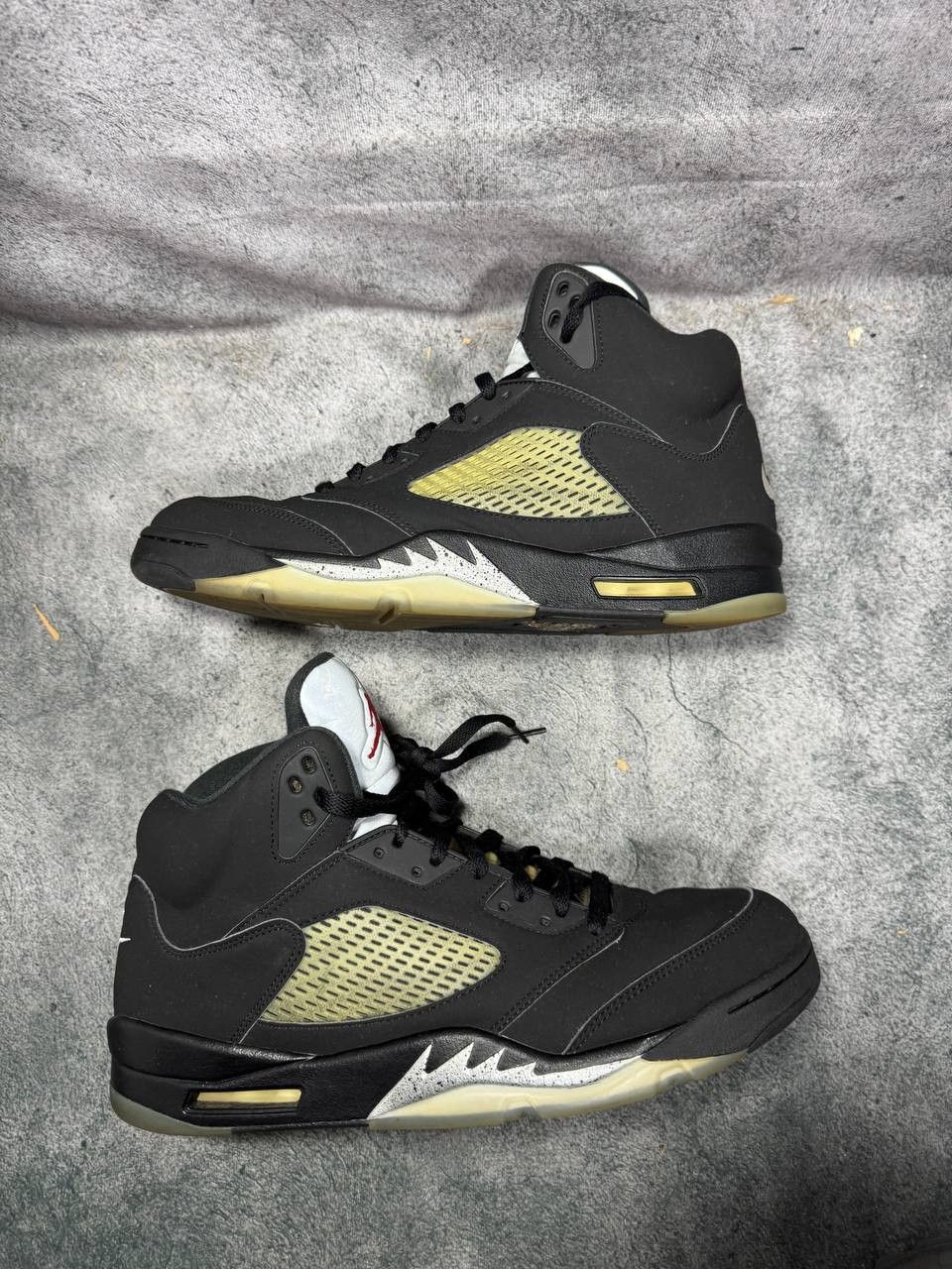Jordan Brand Size 13 | Jordan 5 Metallic No Box | Pre-Owned Size US 13 / EU 46 - 6 Thumbnail