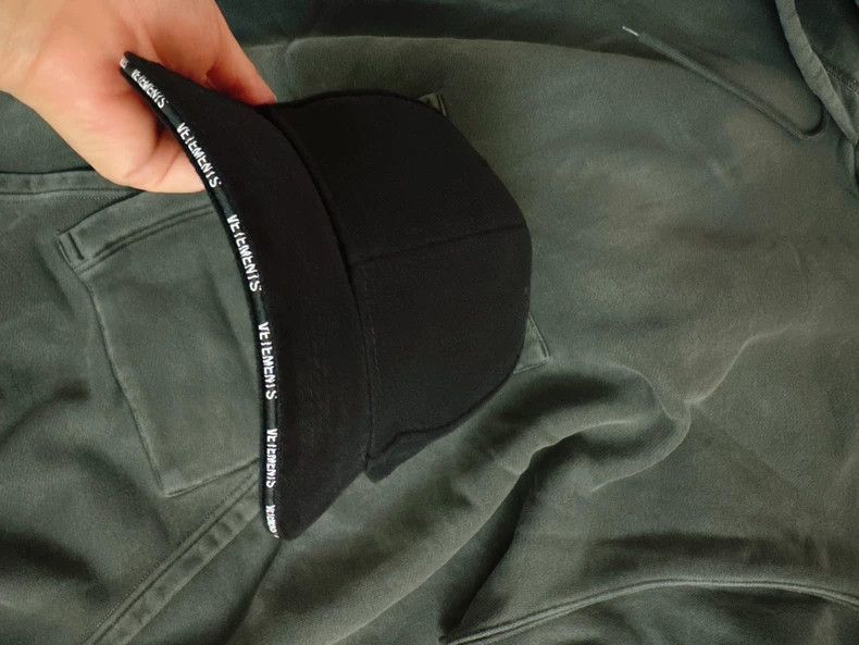 Other Vetements Hat Size ONE SIZE - 1 Thumbnail