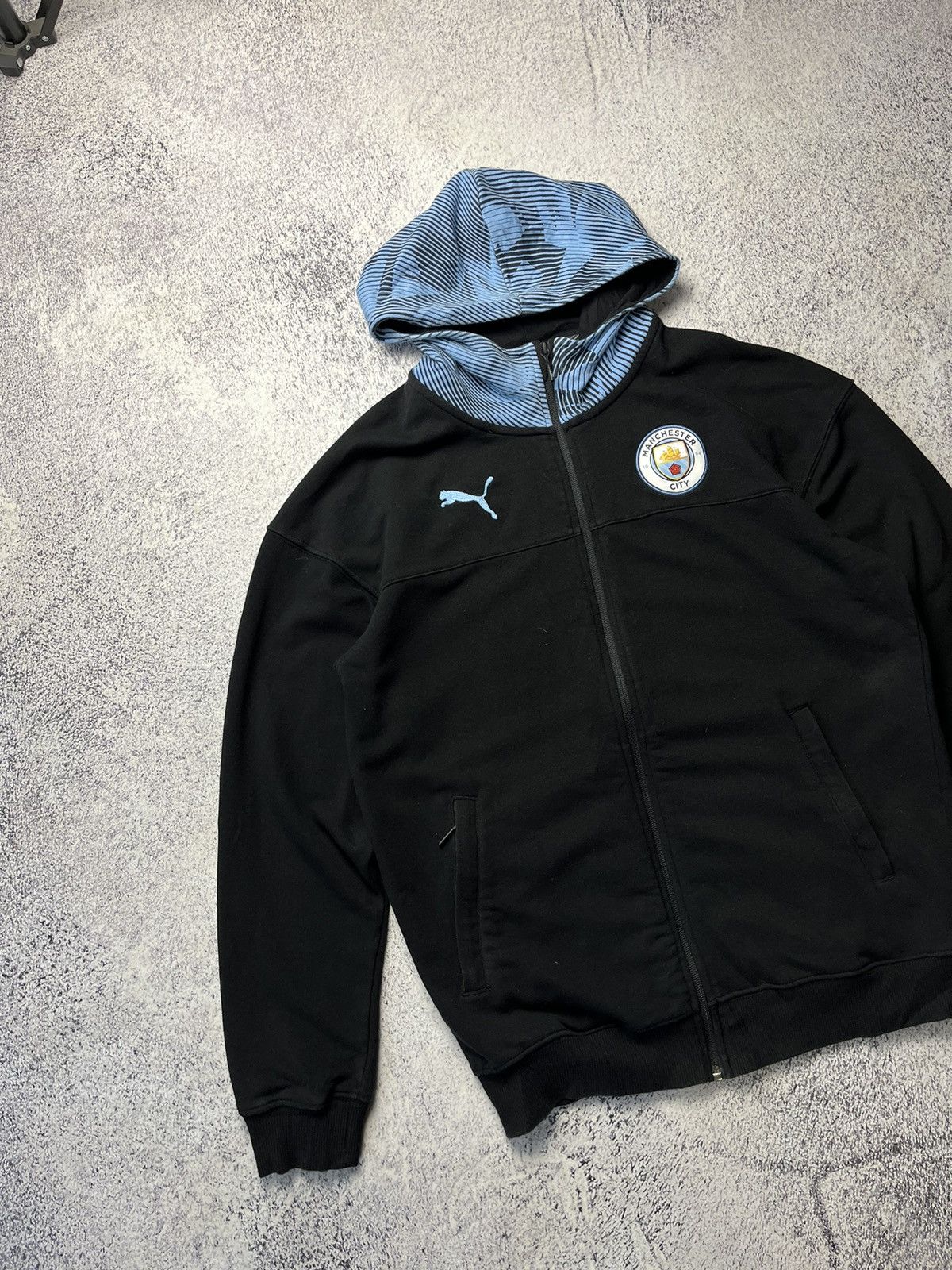 Puma Vintage Puma Manchester Citi Zip Up Hoodie Size US M / EU 48-50 / 2 - 5 Thumbnail