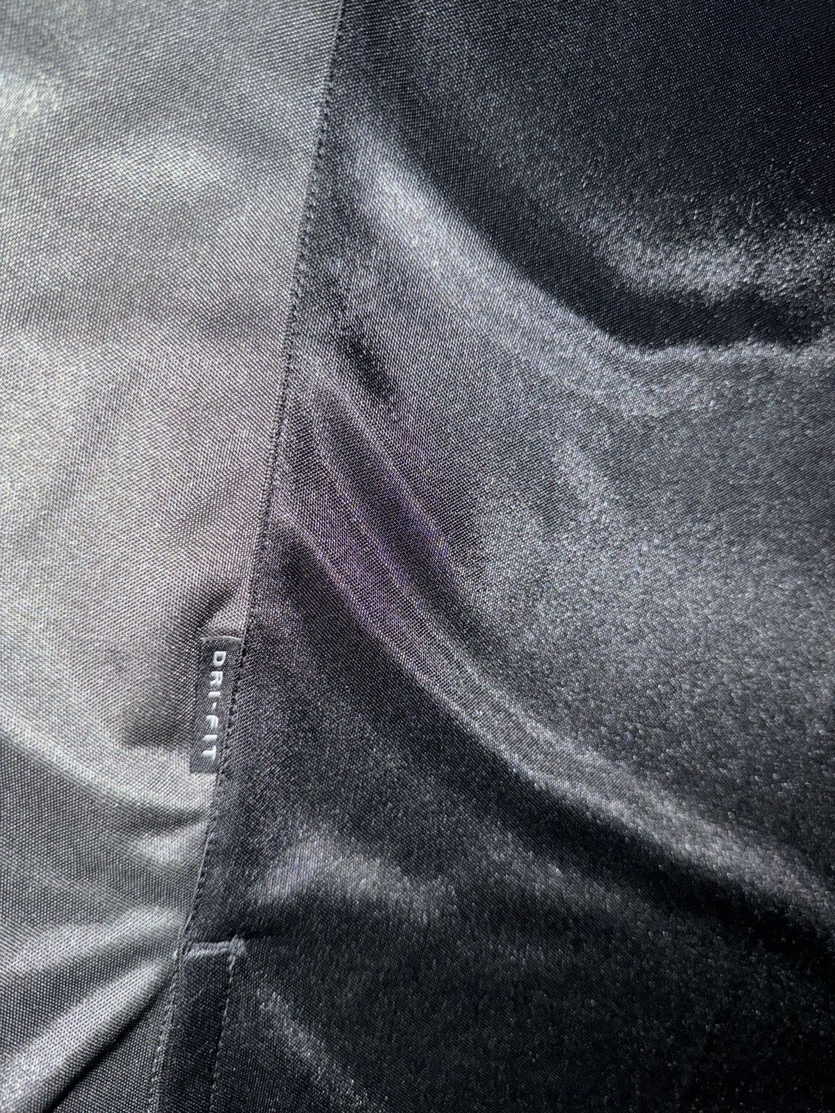 Nike Vintage nike sportswear dri-fit jersey tank top black XL Size US XL / EU 56 / 4 - 4 Thumbnail