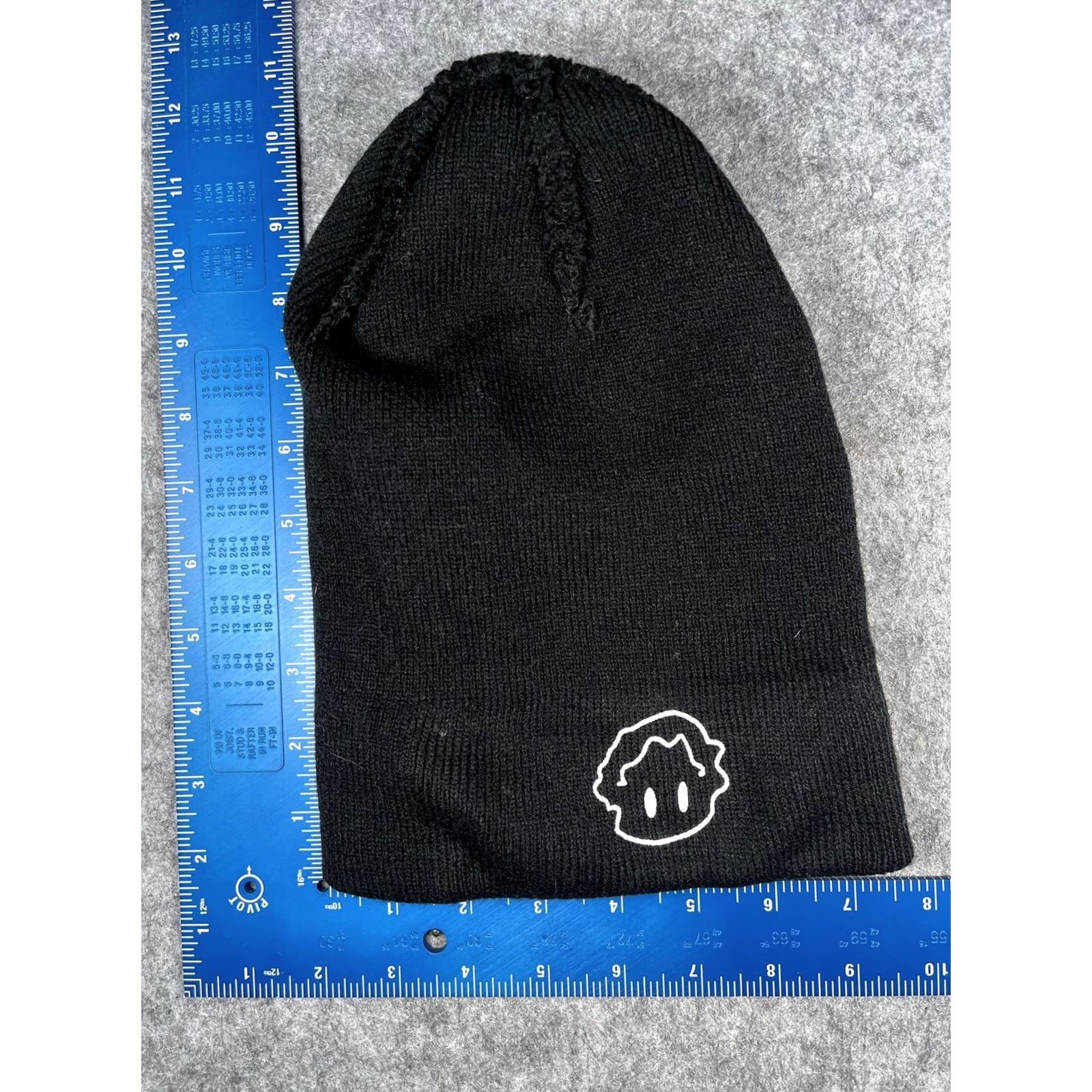 Vintage Nike Style Mens Knit Hat Beanie Black One Size Cuffed Smile Face Cartoon Winter Knit Cuffed Beanie, Mens, Winter Size ONE SIZE - 5 Thumbnail