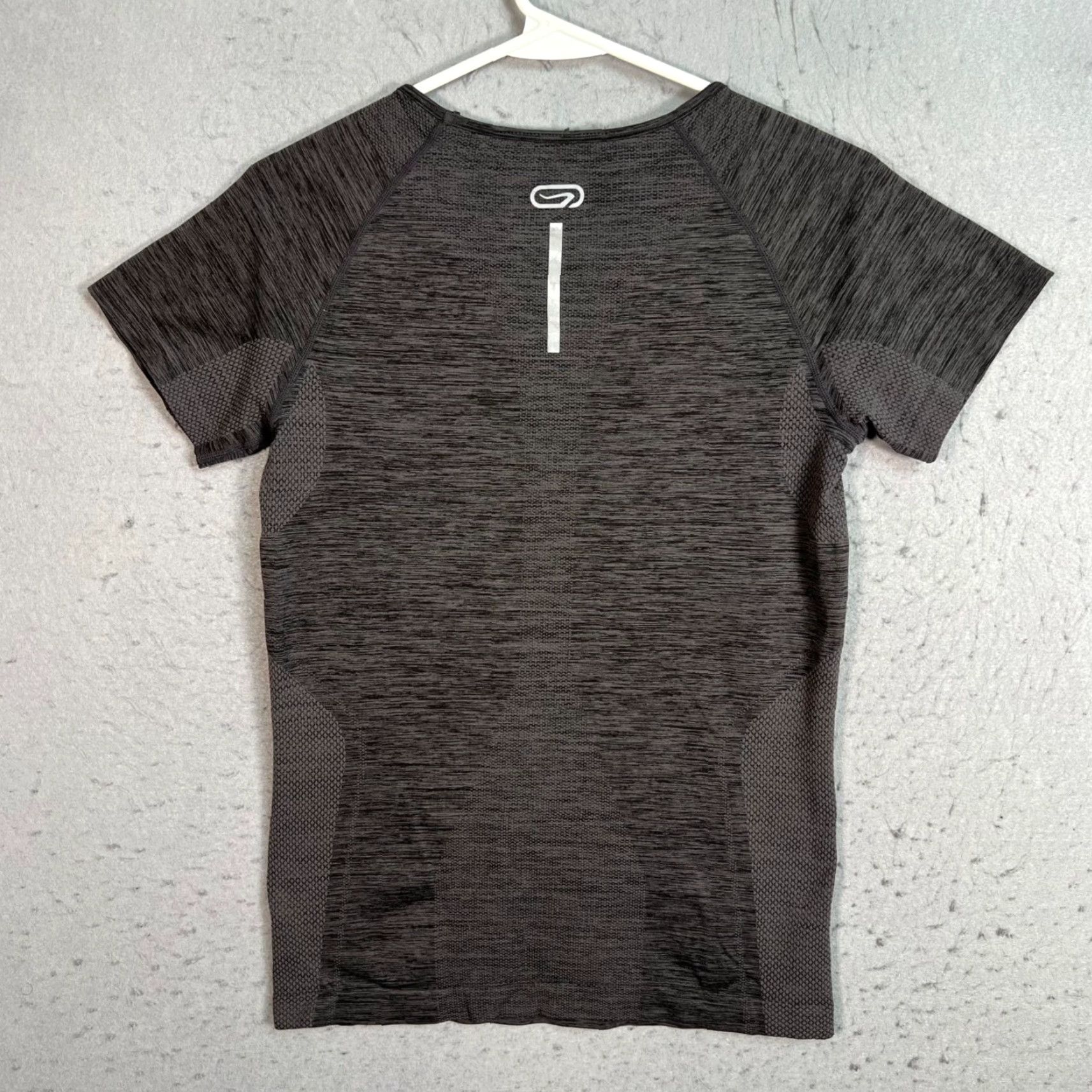 Vintage Kalenji Decathlon Womens Size Medium Gray Running T-Shirt Athletic Gym Vintage No Brand Kalenji Woman Size M Regular T-Shirt Pullover Style Size M / US 6-8 / IT 42-44 - 2 Thumbnail