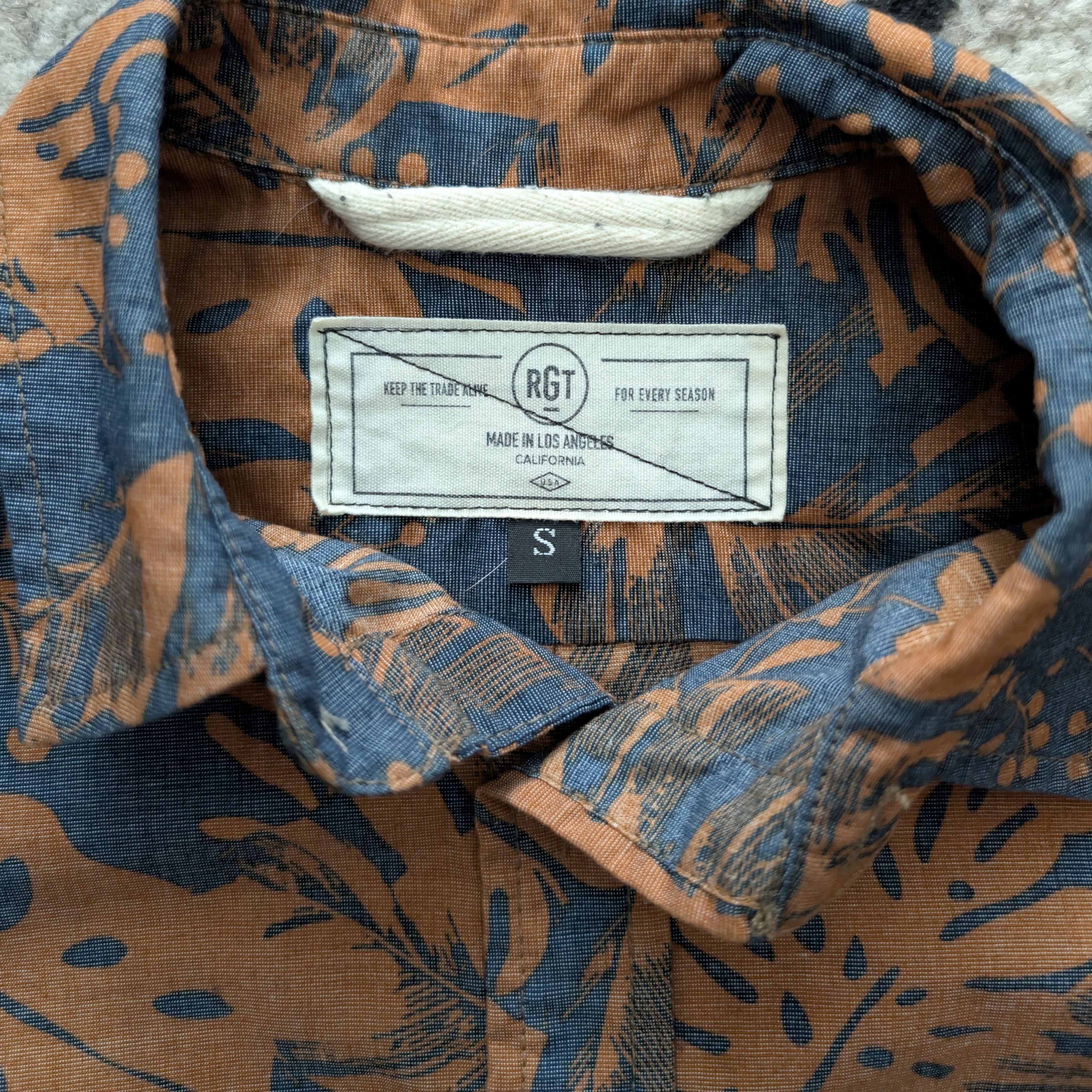 Rogue Territory Oxford Terra Cotta Monstera Floral Short Sleeve Shirt Size US S / EU 44-46 / 1 - 2 Thumbnail
