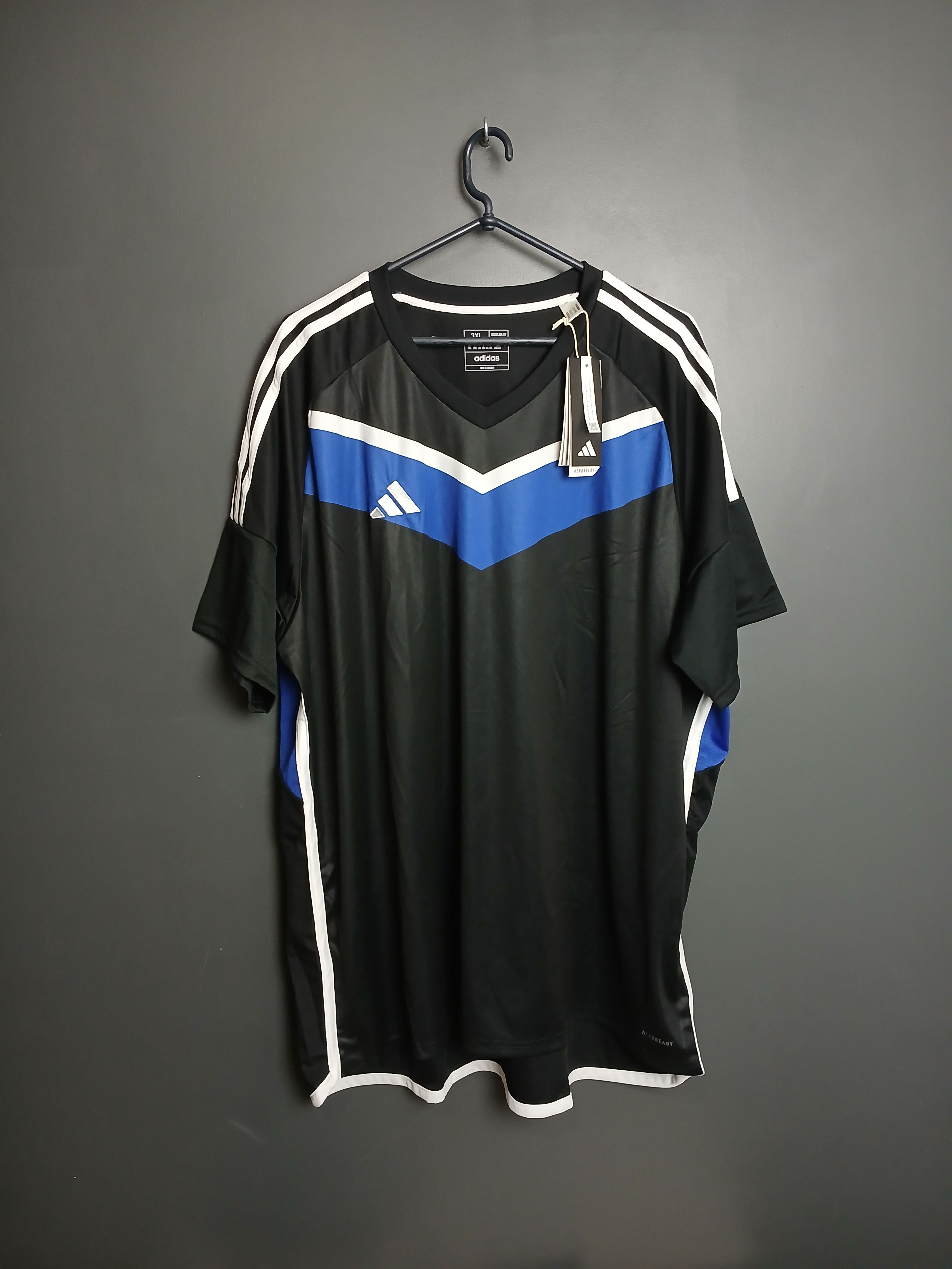 Adidas XXXL New Adidas T-Shirt Size US XXL / EU 58 / 5 - 1 Thumbnail