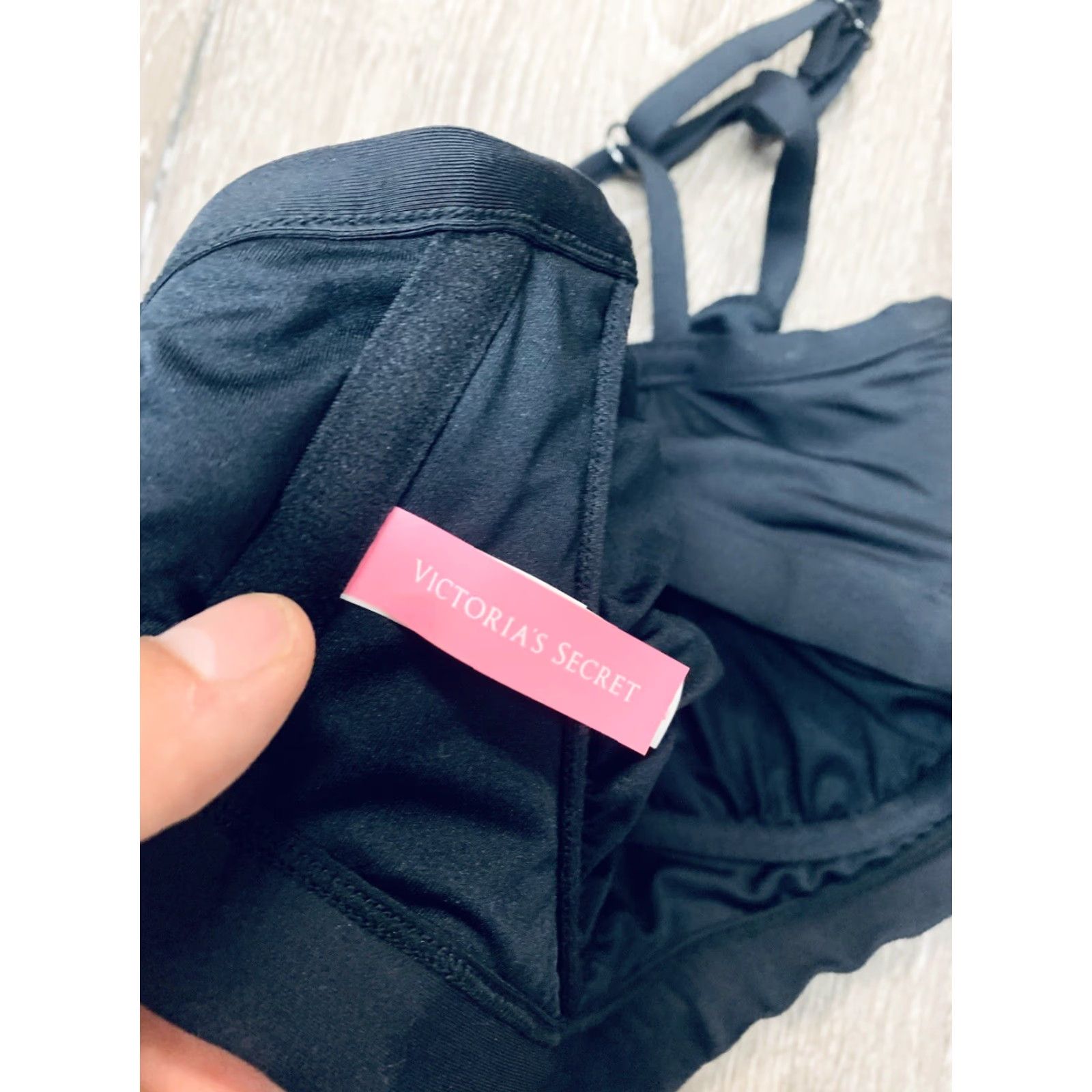Victoria's Secret Victoria's Secret Swim Bikini Swimsuit Top L Black Non Padded Women's Beach Top Size L / US 10 / IT 46 - 3 Thumbnail