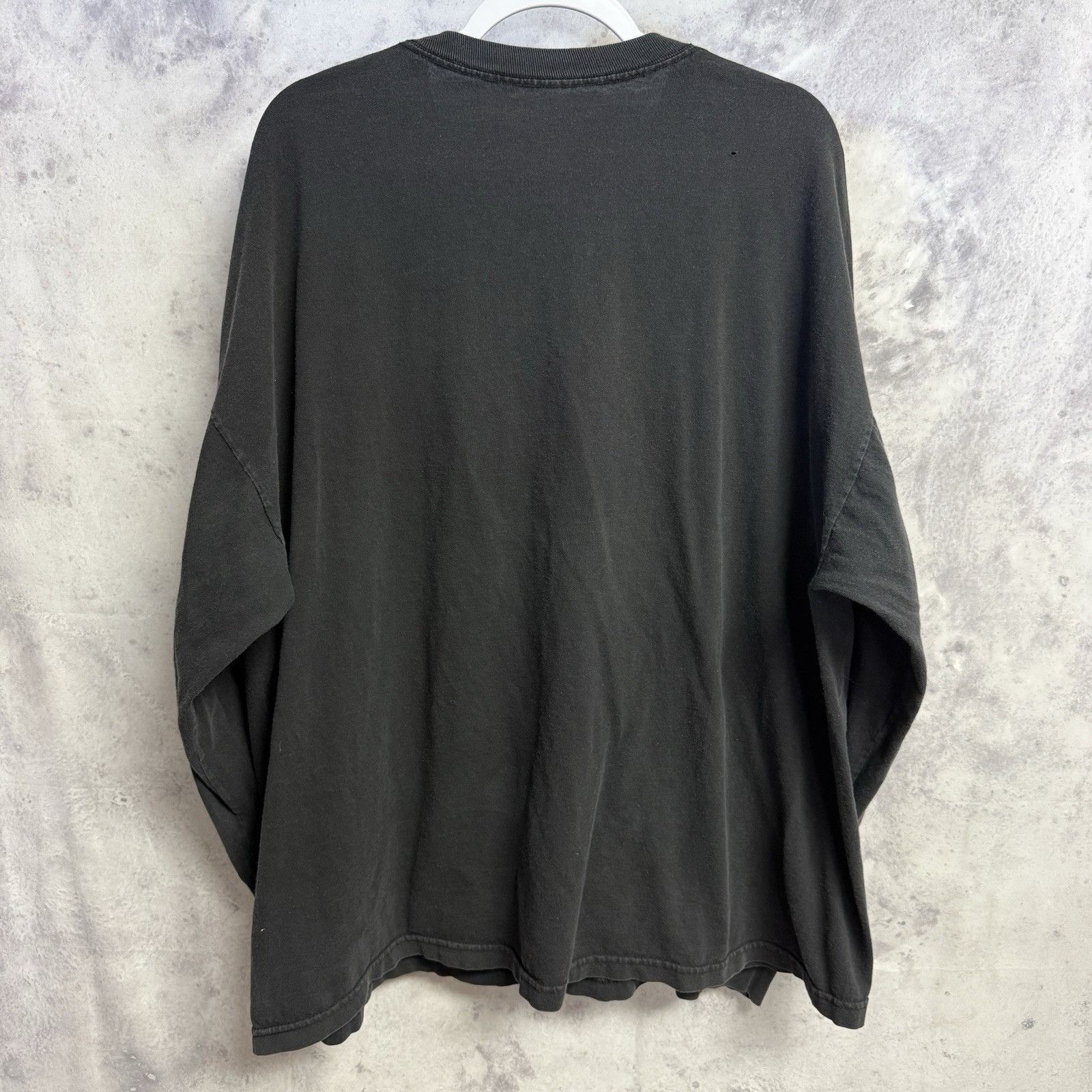 Vintage Vintage Black Grunge Skate Long Sleeve T Shirt Men’s 2XL Ba Size US XXL / EU 58 / 5 - 2 Thumbnail