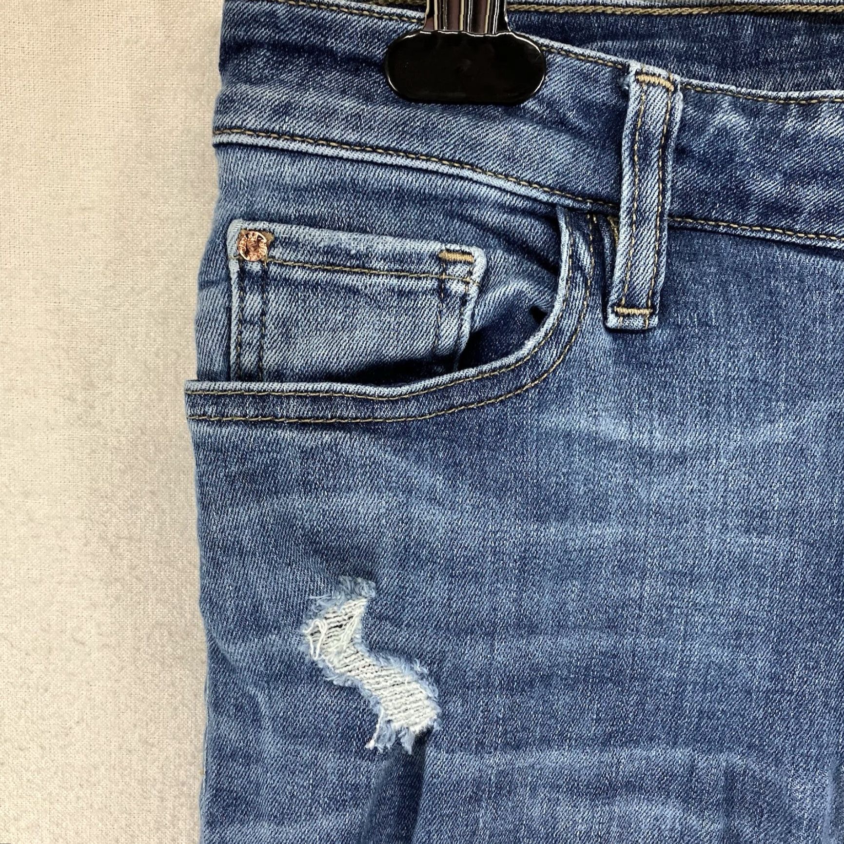 Guess GUESS Skinny Jeans Women 28 Blue Denim Mid Rise Distressed Zip Fly 5-Pocket Curvy Classic Modern Size 28" / US 6 / IT 42 - 7 Thumbnail