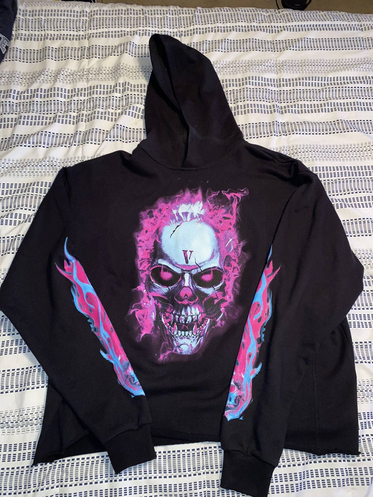 image of Vlone Miami Exclusive Skull Hoodie in Black, Men's (Size 2XL)