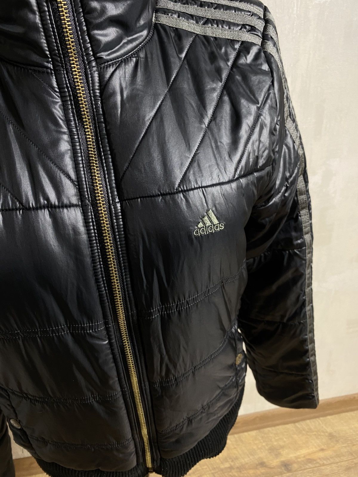 Adidas Adidas Black Puffer Jacket Gold Hardware 3-Stripes M Size M / US 6-8 / IT 42-44 - 5 Thumbnail