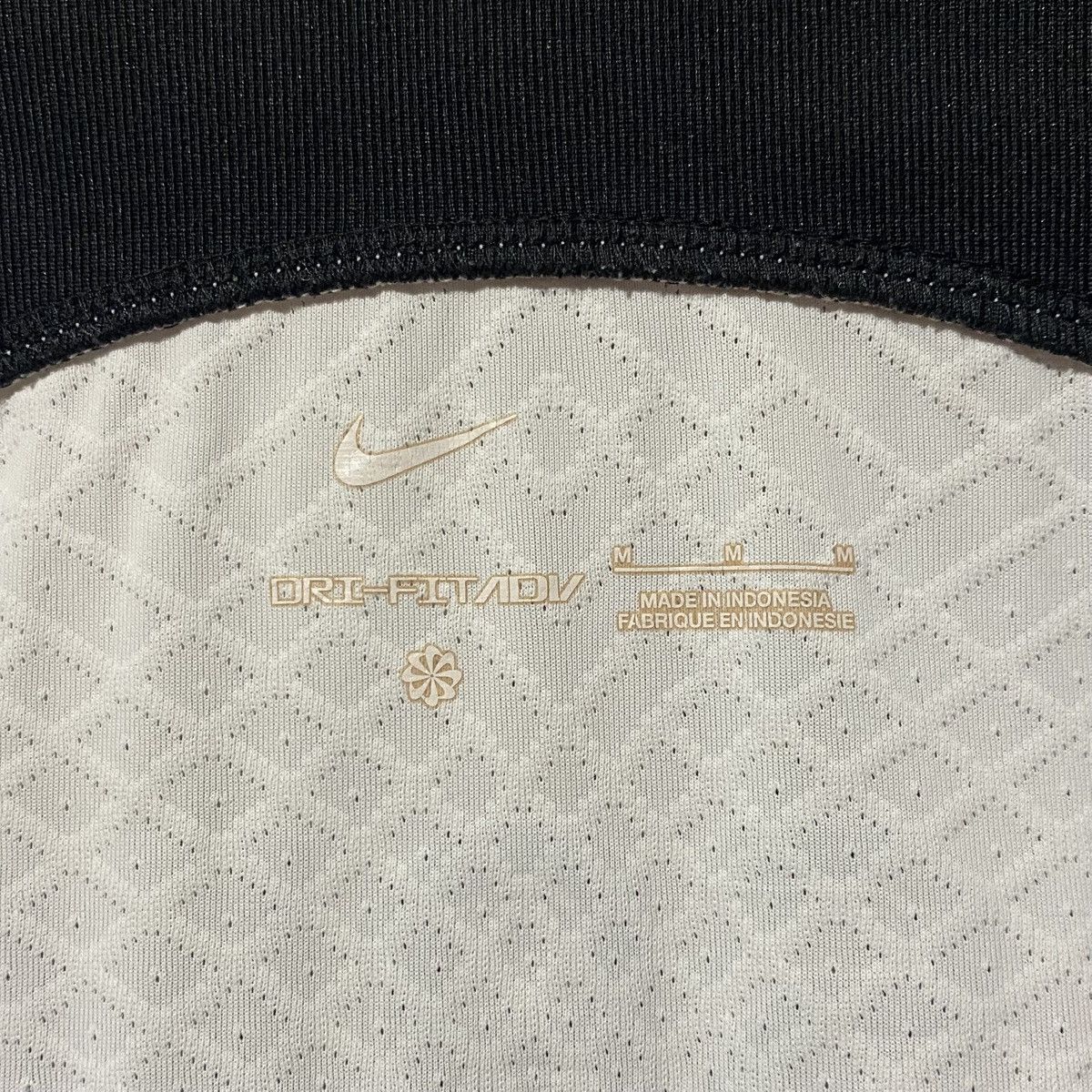 Nike Liverpool 2022-2023 Away Player Issue Jersey Mohamed Salah Size US M / EU 48-50 / 2 - 5 Thumbnail