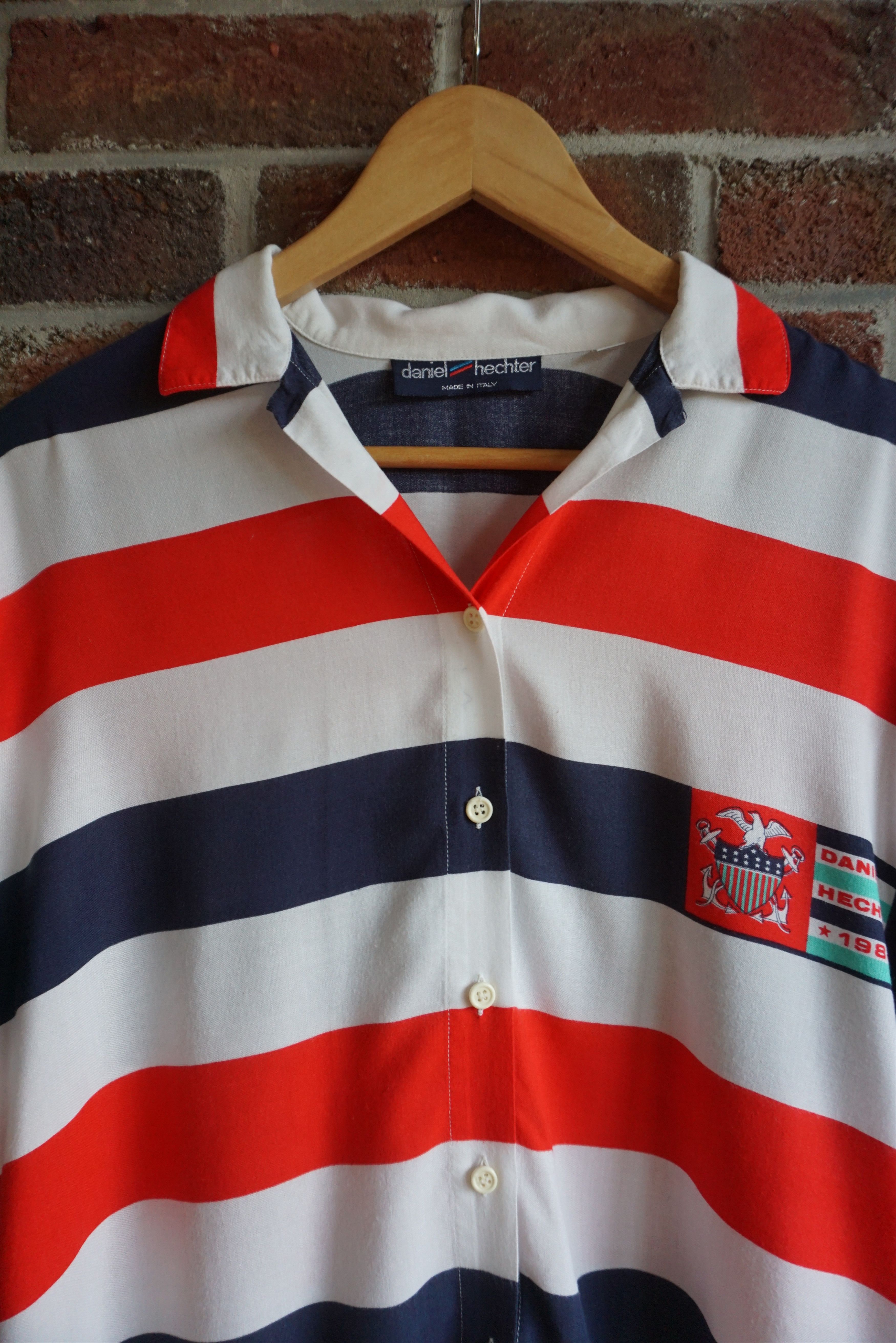 Daniel Hechter Men true vintage funky striped short sleeved shirt 80s 90s Size US S / EU 44-46 / 1 - 6 Thumbnail