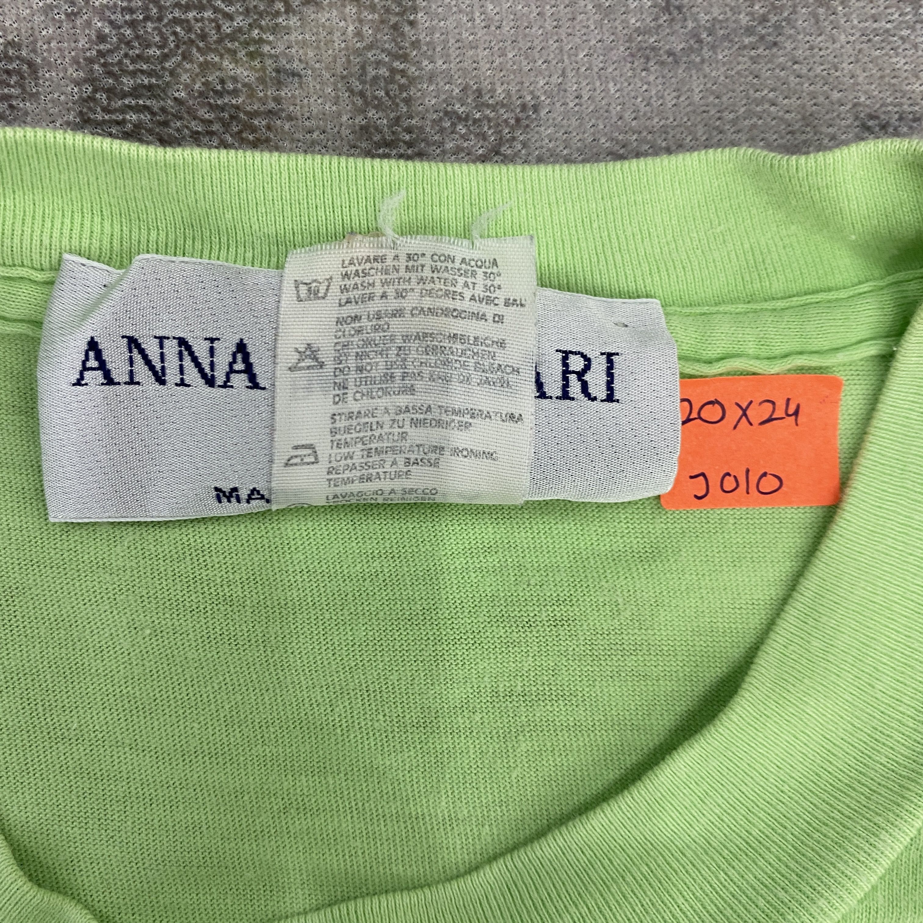 Vintage Vintage Anna Molinari T Shirt - J010 Size US M / EU 48-50 / 2 - 5 Thumbnail