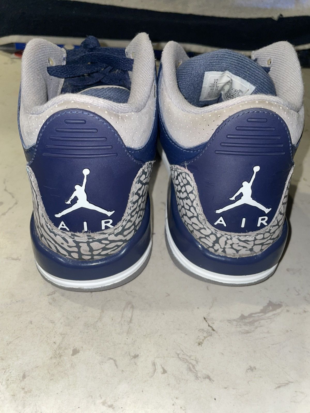 Jordan Brand Jordan 3 Georgetown Size US 7 / EU 40 - 8 Thumbnail