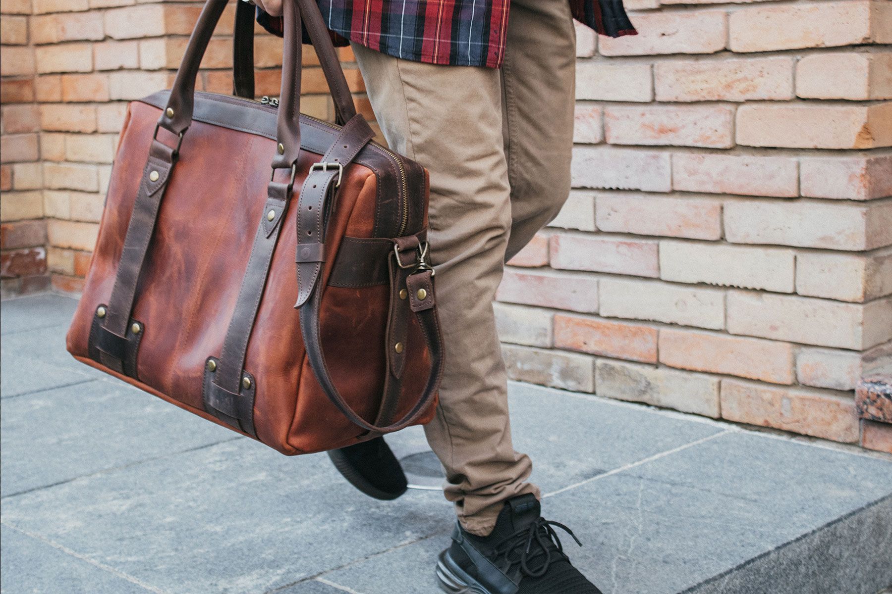Handmade Leather satchel. Men's leather bag. Travel bag for a laptop Size ONE SIZE - 2 Thumbnail