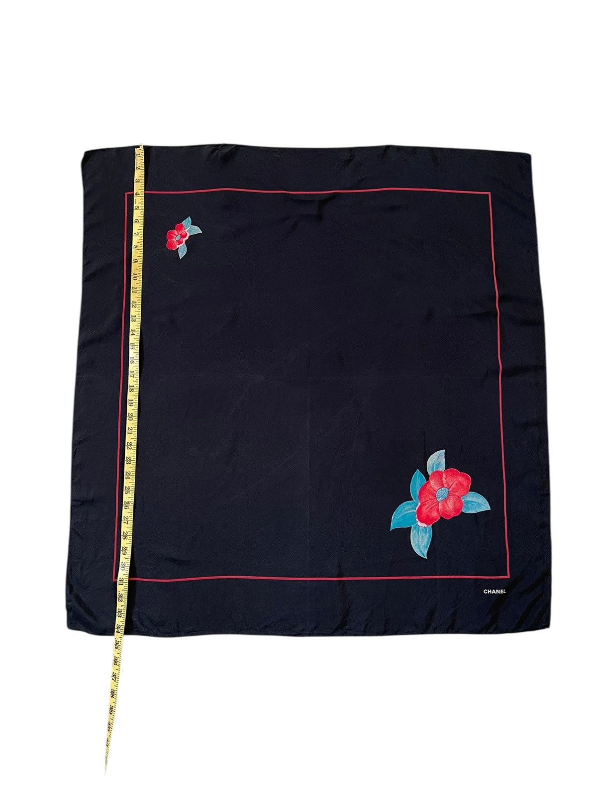 Chanel Vintage Chanel Silk Scarf Size ONE SIZE - 6 Thumbnail
