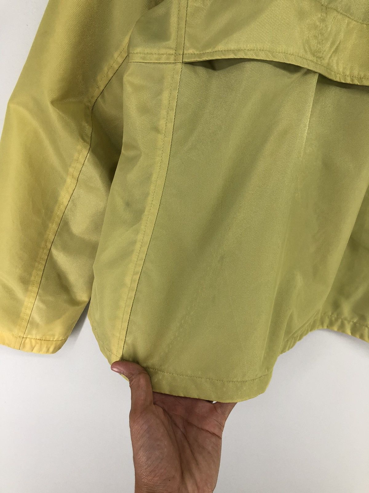 Nike Vintage 90s Nike Windbreaker Faded Jacket Size US M / EU 48-50 / 2 - 18 Thumbnail