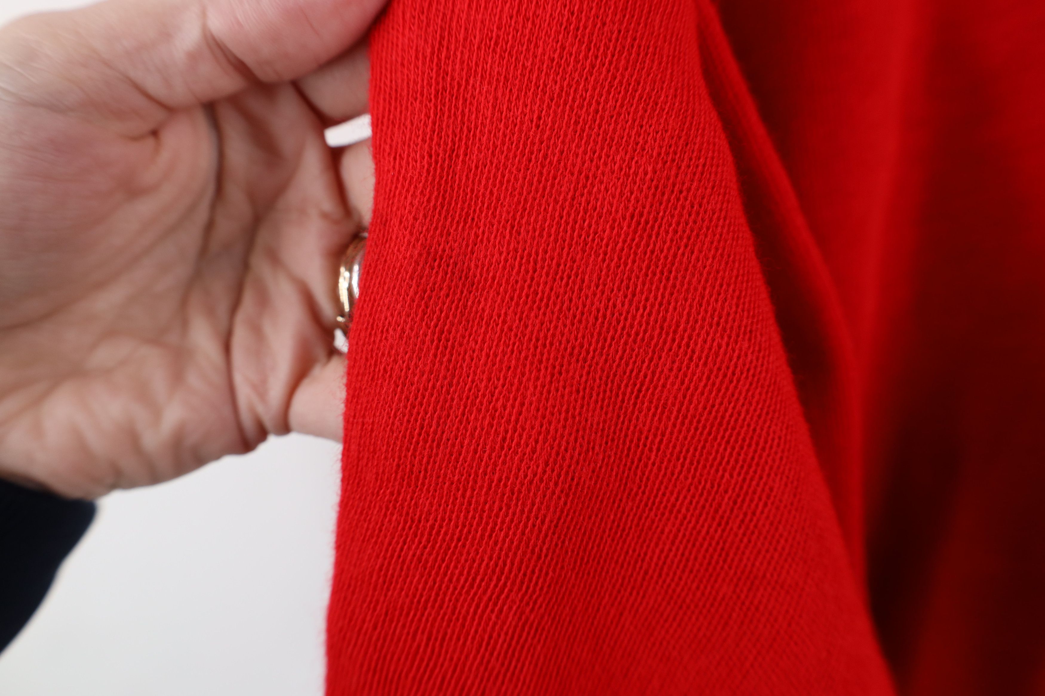 Vintage Vintage 70s Streetwear Soft Knit V-Neck Sweater Red USA Size US S / EU 44-46 / 1 - 6 Thumbnail