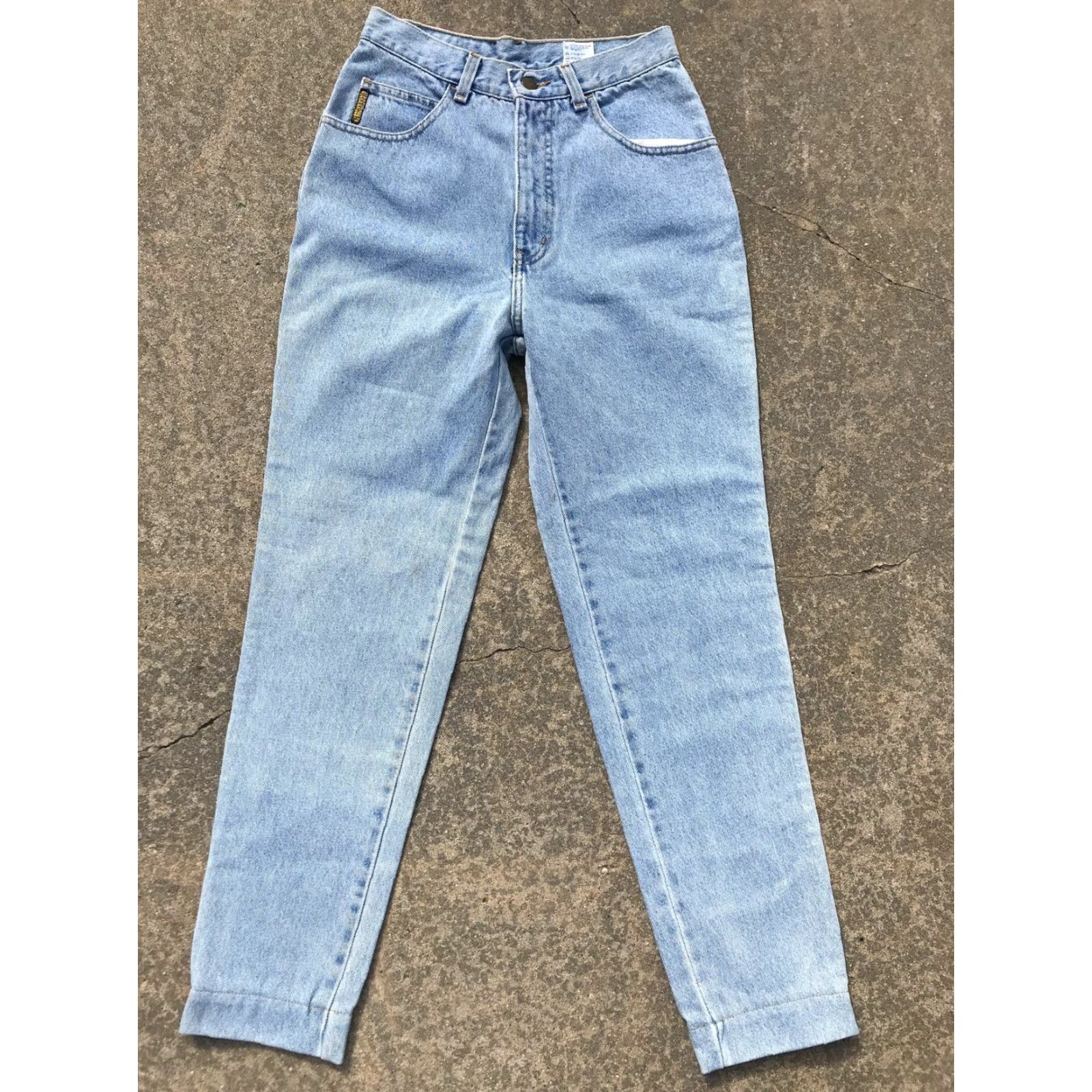 Giorgio Armani VINTAGE Giorgio Armani Women’s Mom Jeans High Rise Tapered Light Wash Size 10 90s Denim Size 32" / US 10 / IT 46 - 3 Thumbnail
