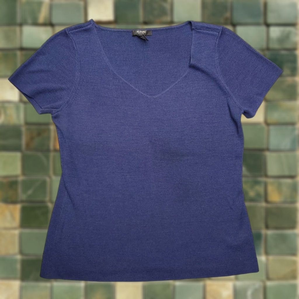 Alfani Alfani Sweater Women Petite Medium Blue Silk Knit Short Sleeve V-Neck Pullover Classic Solid Womens Size M / US 6-8 / IT 42-44 - 1 Thumbnail