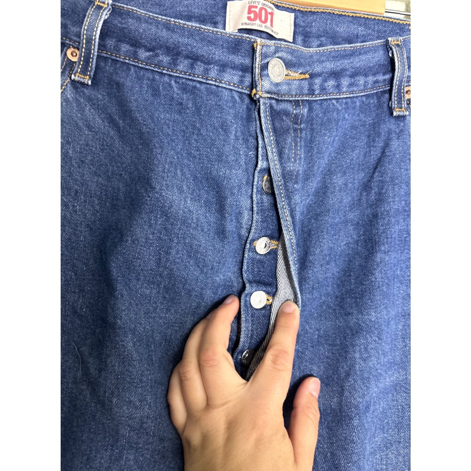Levi's VINTAGE Levi’s 501 Jeans Men 42x30 Medium Wash Button Fly Blue Straight Mens Size US 42 / EU 58 - 6 Thumbnail