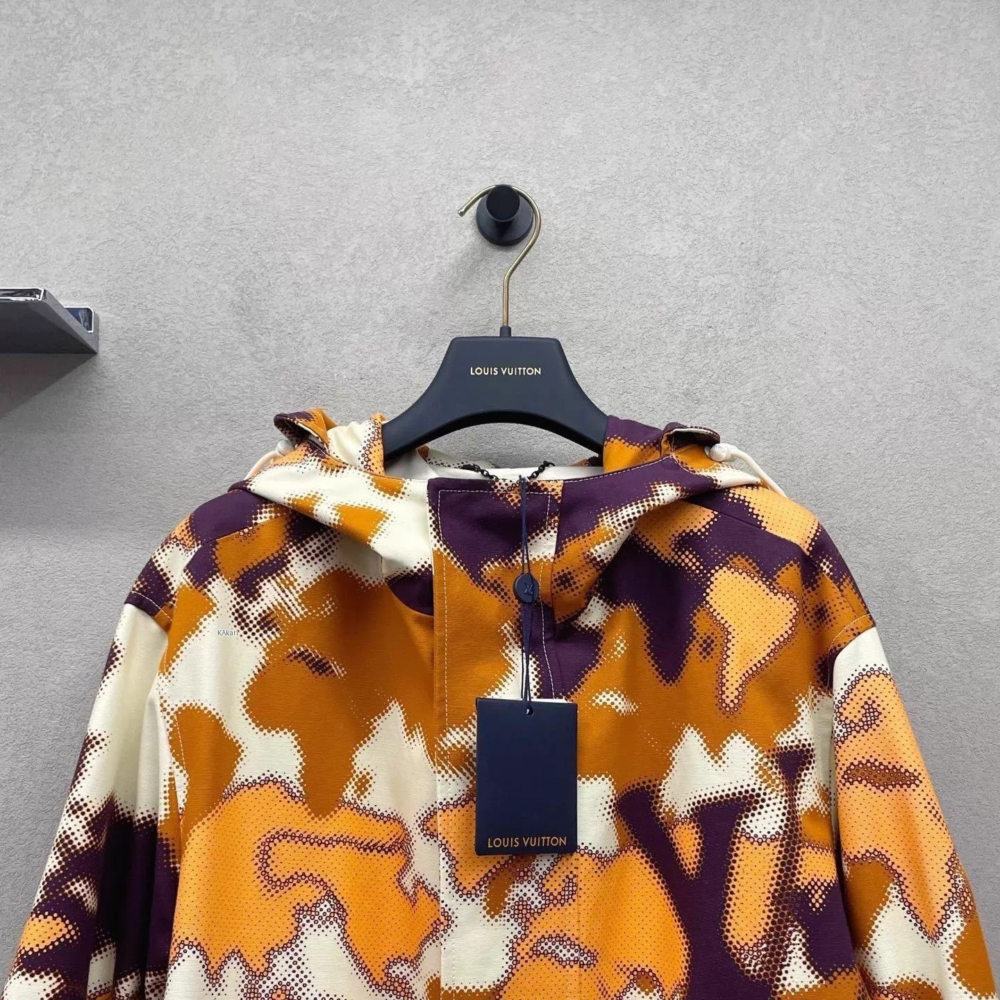 Louis Vuitton Multi Colored Camouflage Print Hooded Jacket Size US M / EU 48-50 / 2 - 3 Thumbnail