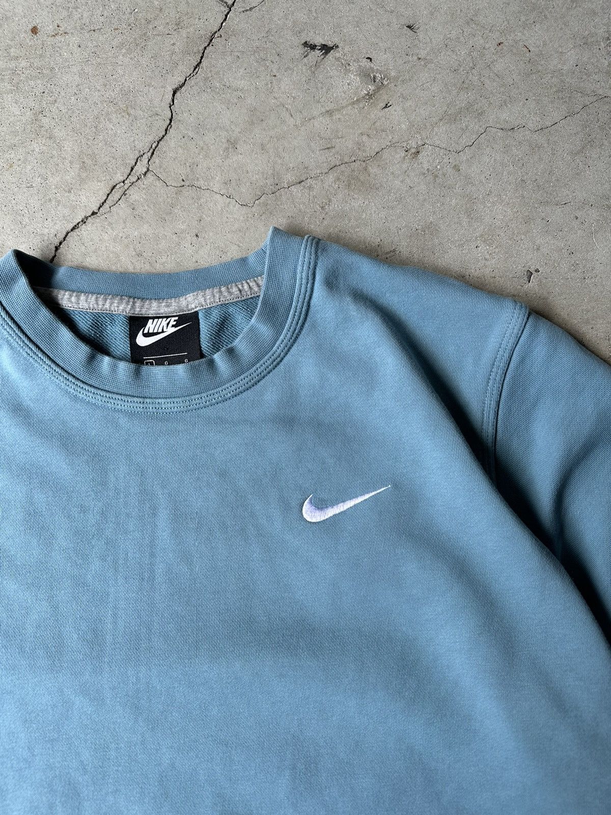 Nike Vintage Y2K Blue Nike swoosh sweatshirt Size L / US 10 / IT 46 - 2 Thumbnail