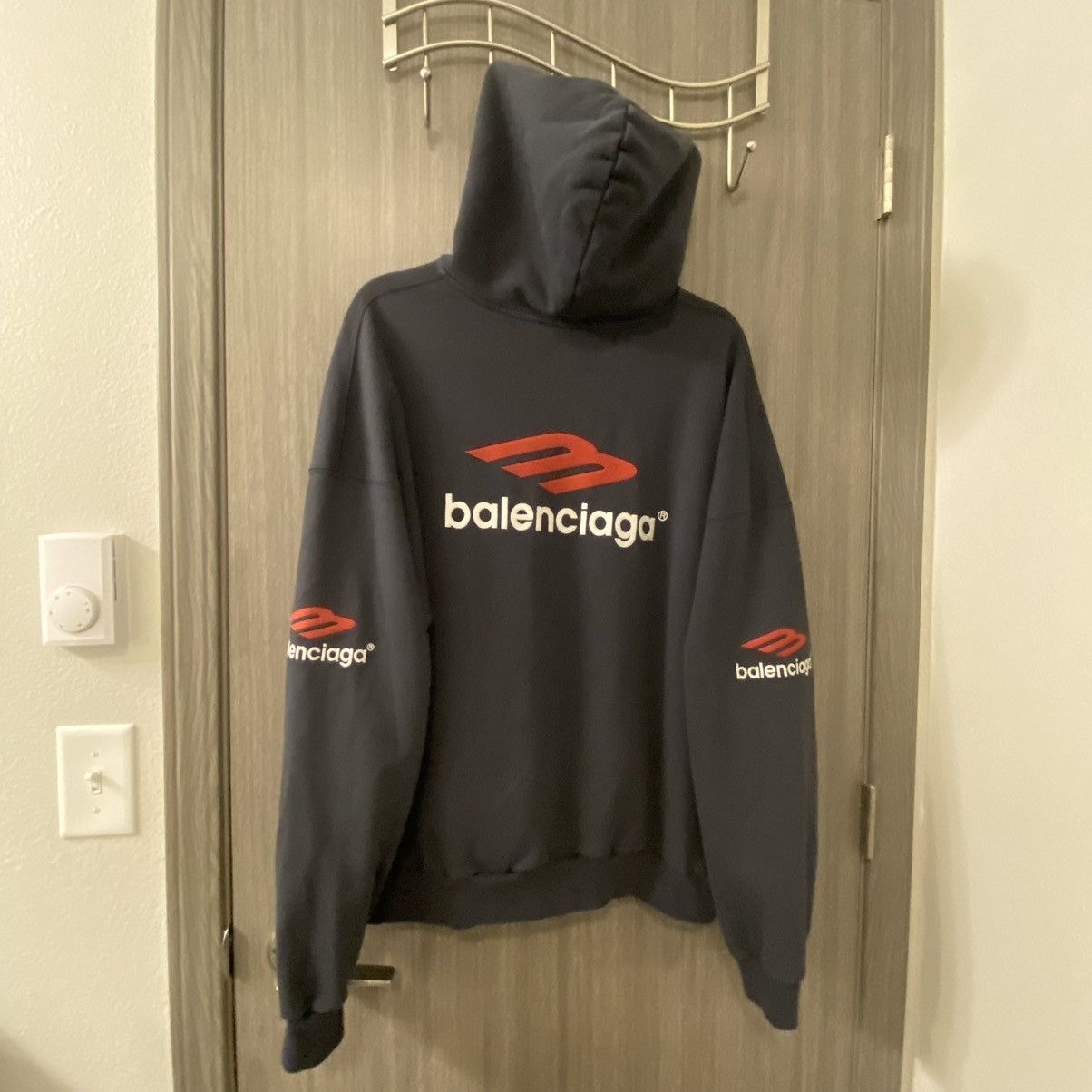Balenciaga Balenciaga 3B Icon Sports Logo Hoodie Size US L / EU 52-54 / 3 - 4 Thumbnail