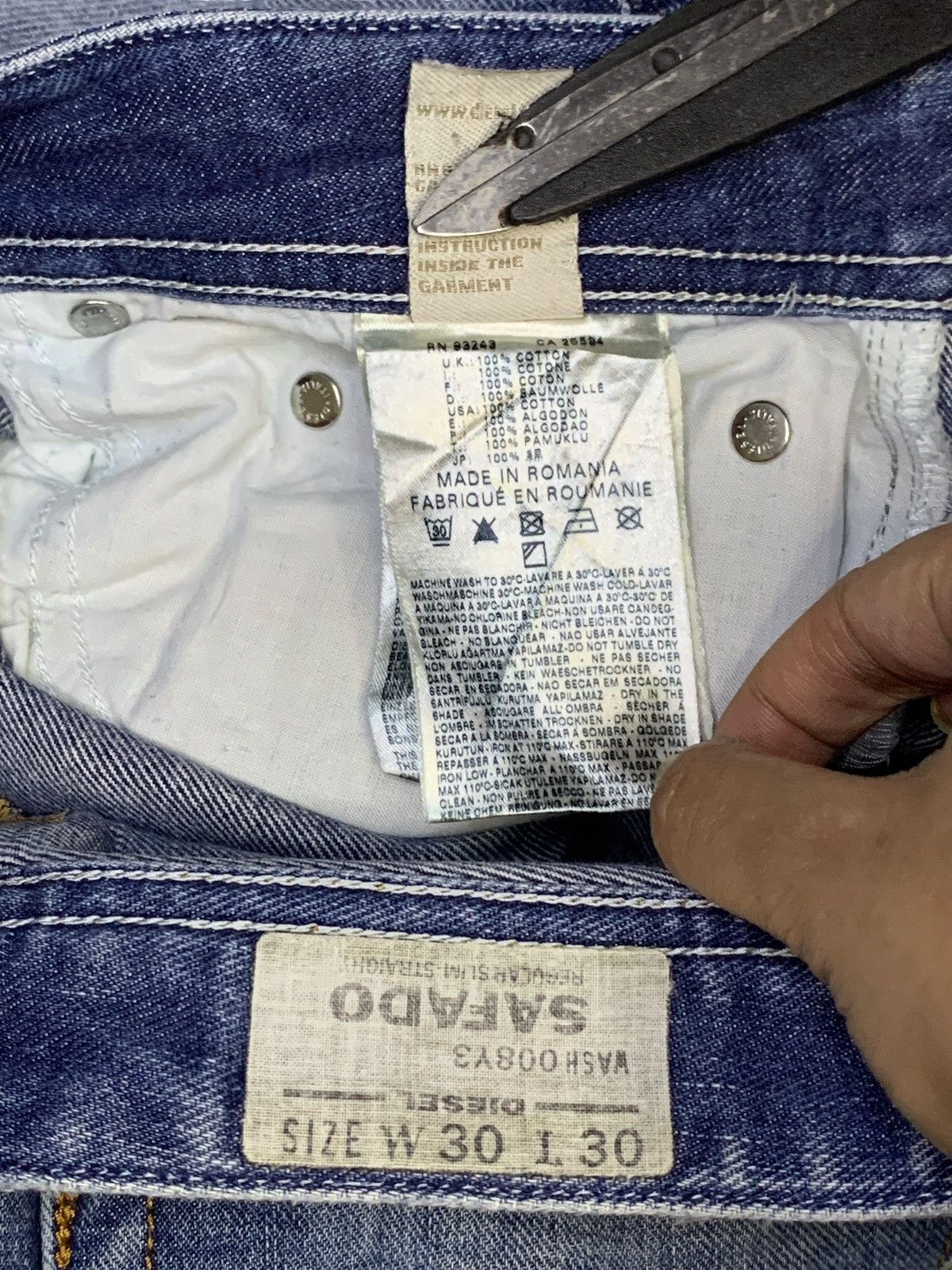 Diesel SALES🔥Vintage Diesel Faded Wash Distressed Button Fly Jeans Size US 33 - 10 Thumbnail