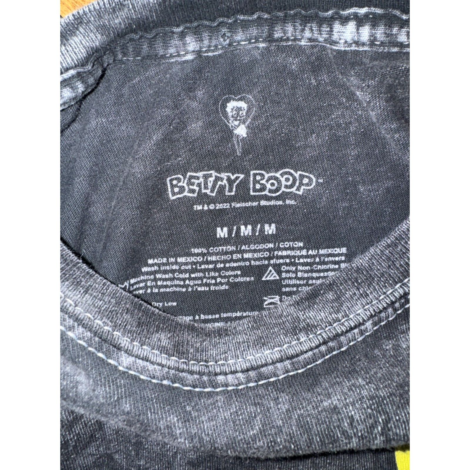 Vintage VINTAGE Harley Betty Boop T-Shirt Black M Mens Shirt 19x25 Size US M / EU 48-50 / 2 - 3 Thumbnail