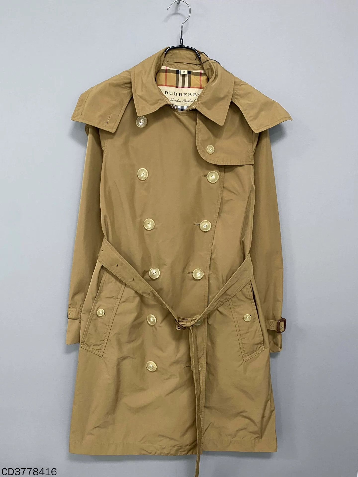Burberry Burberry Double-Breasted Check Nylon Trench Coat UK6 99new Size XS / US 0-2 / IT 36-38 - 1 Thumbnail
