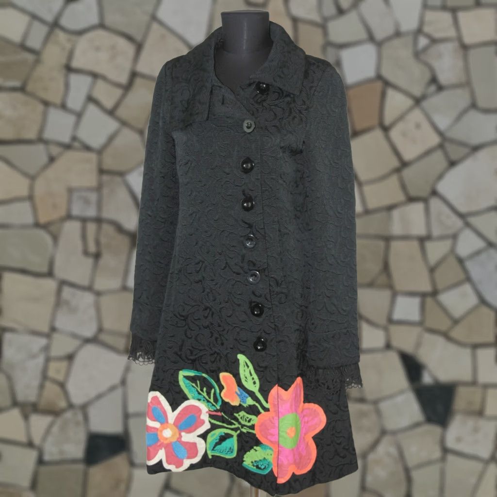 Desigual Desigual Coat Black 40 Womens Jacket Coat Cotton blend Button Closure Regular Size 40 Womens Black Desigual Coat Size S / US 4 / IT 40 - 1 Thumbnail
