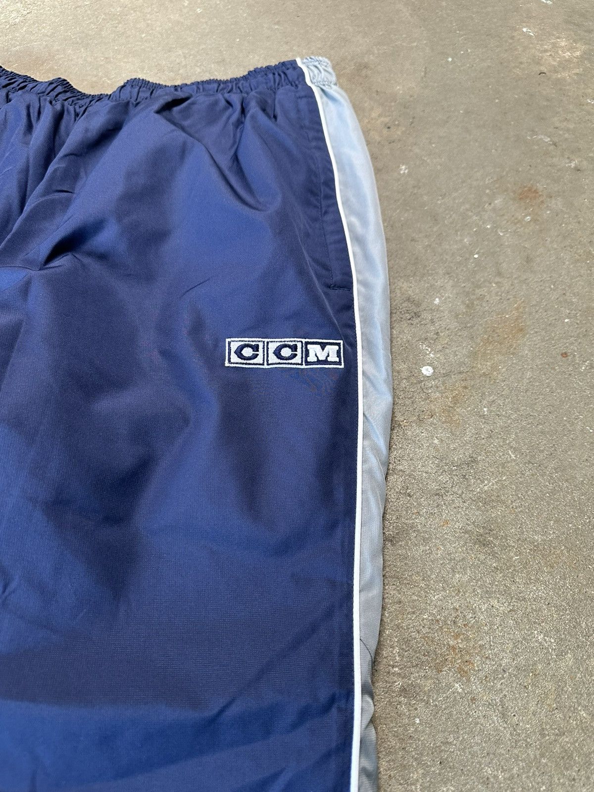Adidas CCN track style pants Size US 35 - 1 Thumbnail