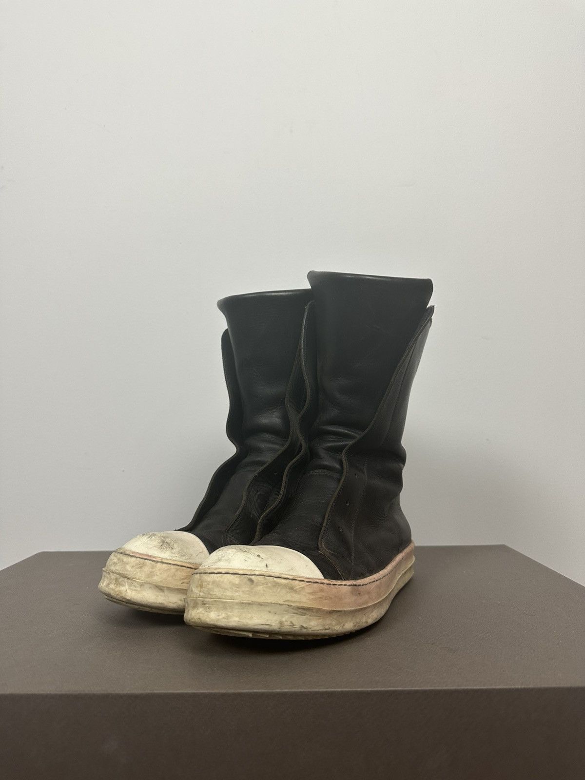 Rick Owens FW12 ‘MOUNTAIN’ Ramones Boots Size US 10 / EU 43 - 1 Thumbnail