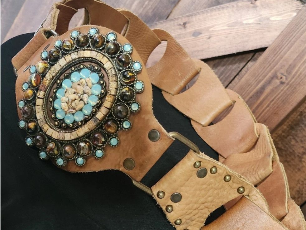 Other LeatheRock Custom Linked Leather Studded Rhinstone Size M/L Size ONE SIZE - 1 Thumbnail