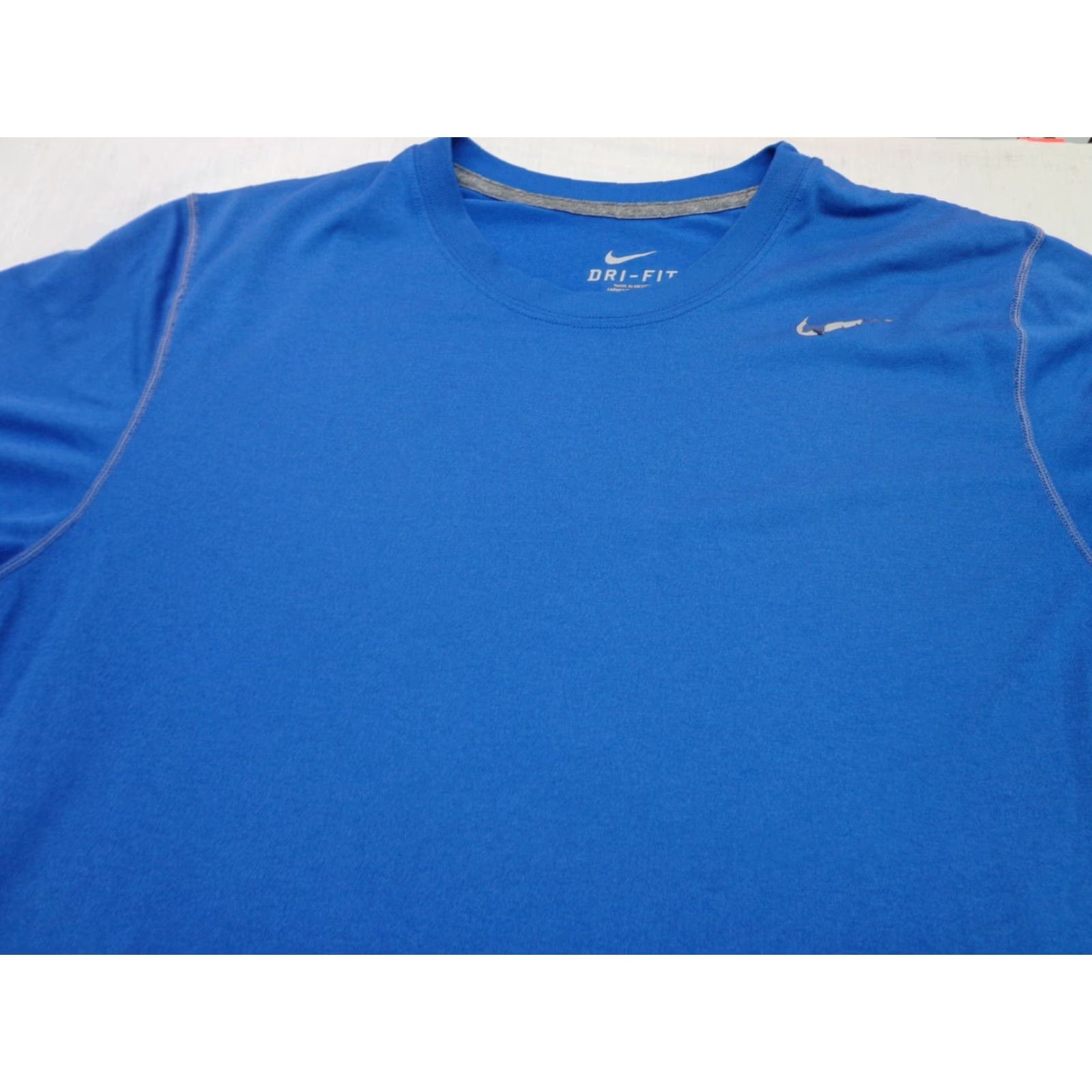 Nike Nike Dri-Fit T Shirt Size Large Men Blue Swoosh Athletic Crew Neck Short Sleeve Vintage No Size US L / EU 52-54 / 3 - 2 Thumbnail