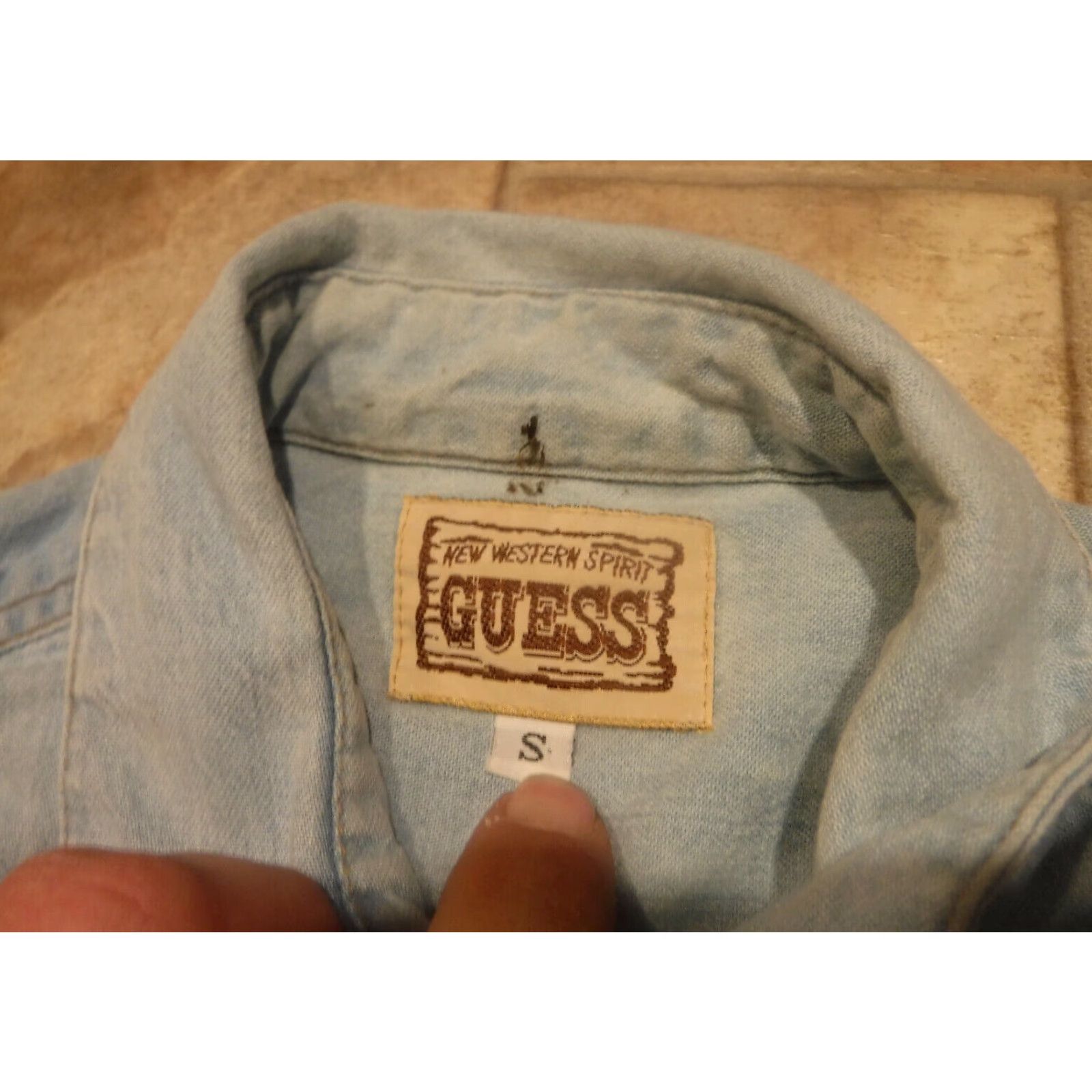 Guess VINTAGE GUESS Cowboy Denim Shirt Adult Small Blue Solid Classic Fit Long Sleeve Mens Size US S / EU 44-46 / 1 - 4 Thumbnail