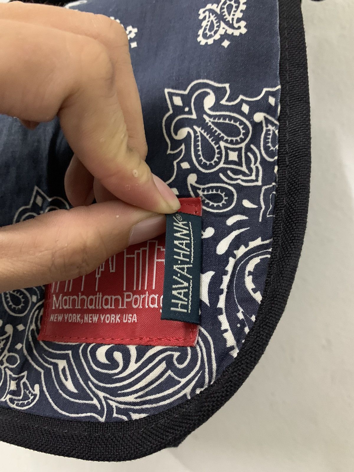 Manhattan Portage RARE Manhattan Portage Hav-A-Hank Messenger Sling Bag Size ONE SIZE - 4 Thumbnail