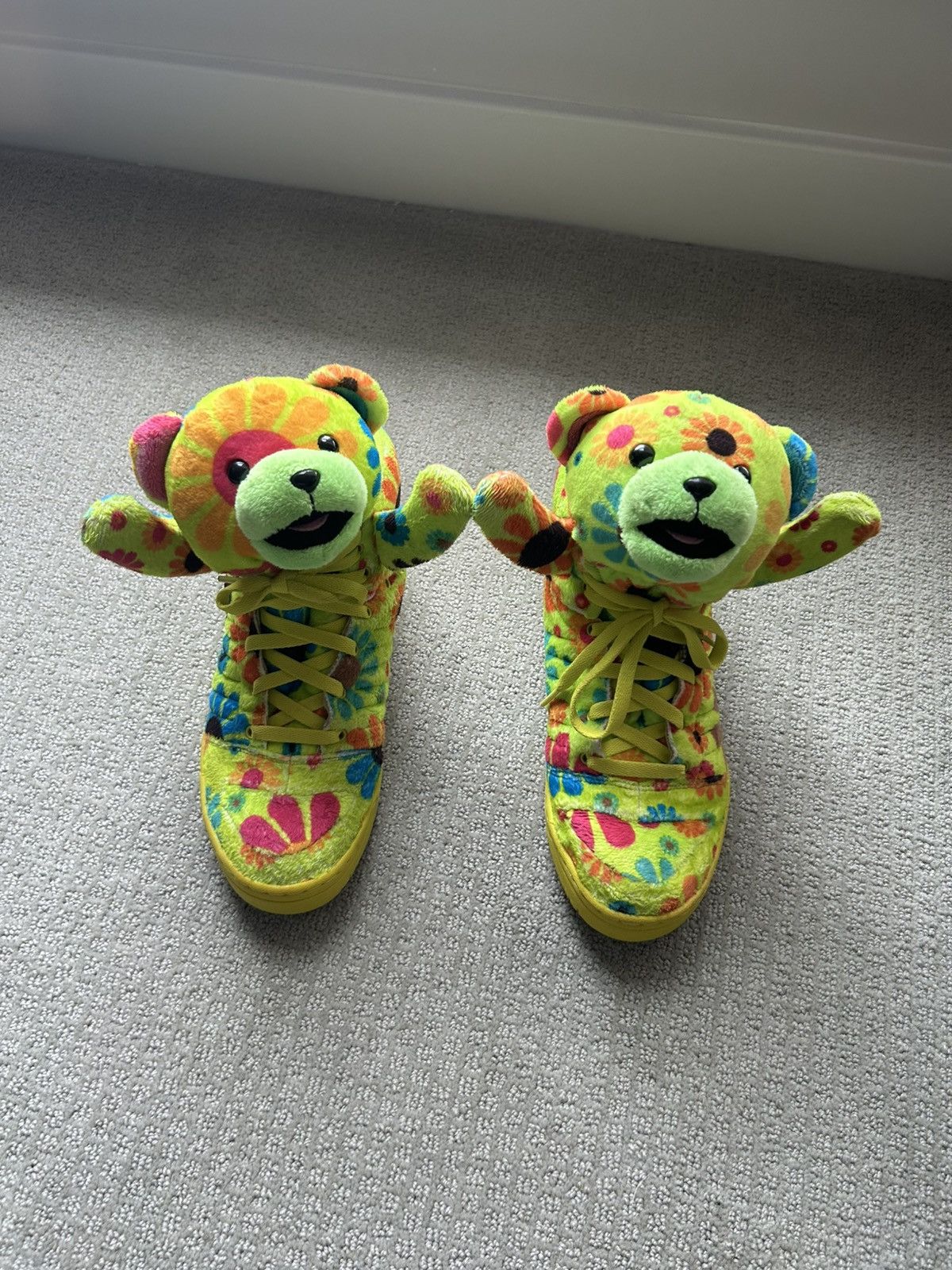 Jeremy Scott Adidas Jeremy Scott Bear Flower Camo 🌸 Size US 9 / EU 42 - 7 Thumbnail