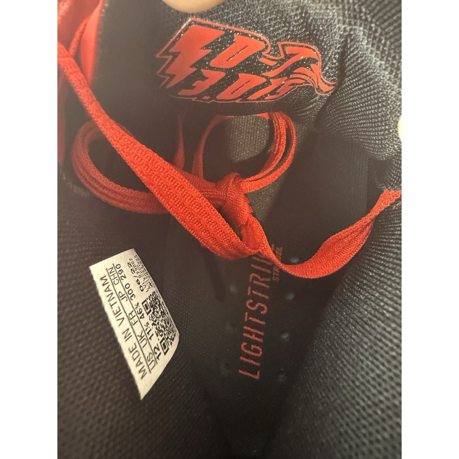 Adidas Red/Black Adidas D.O.N . Issue 4 Size US 12 / EU 45 - 8 Thumbnail
